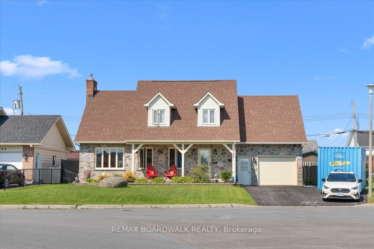 795 Rejane Crescent, Hawkesbury, ON K6A 2K7