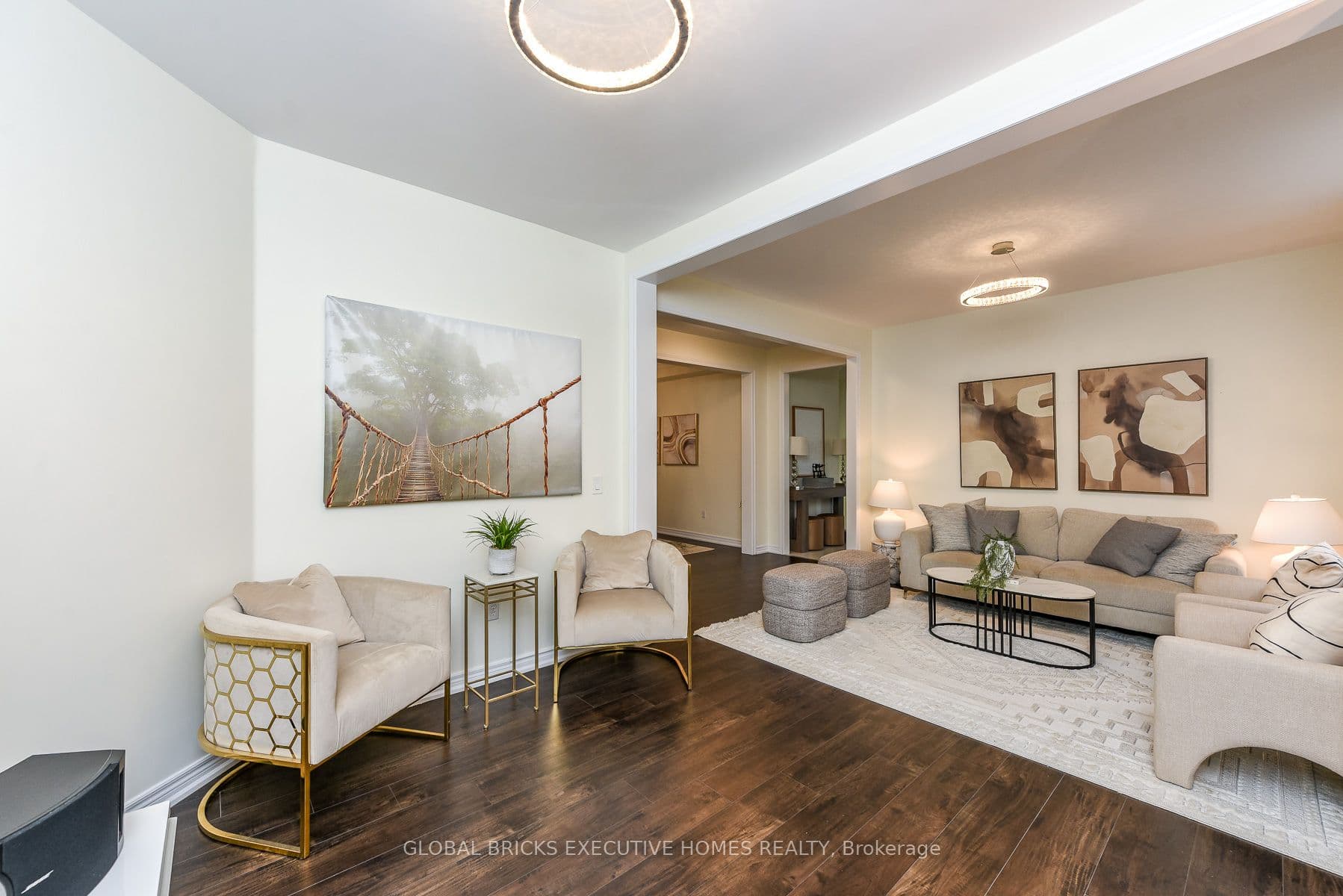 3435 Artesian Drive, Mississauga, ON L5M 7K3