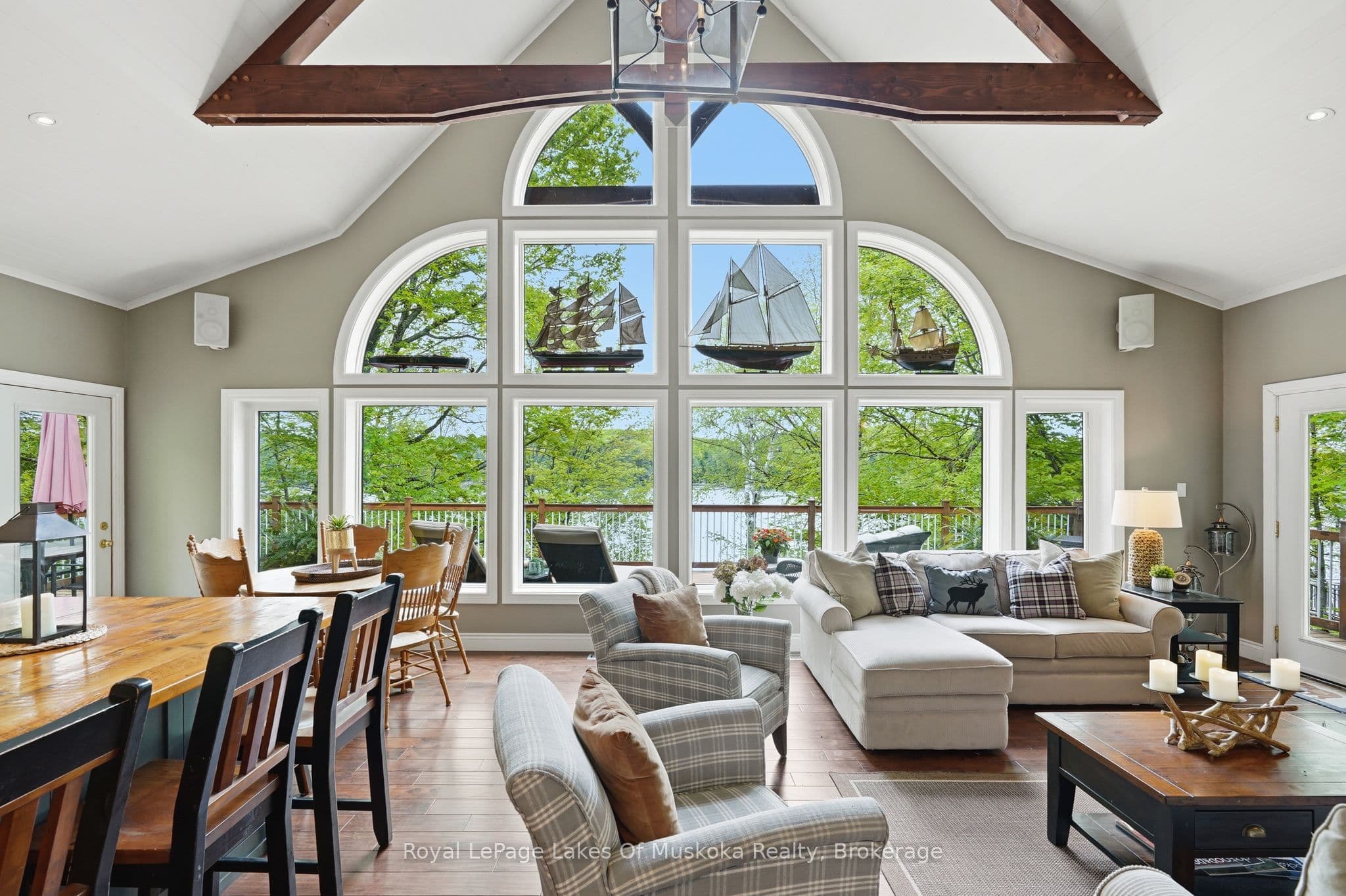 1234 Shea Road 10, Muskoka Lakes, ON P0B 1M0