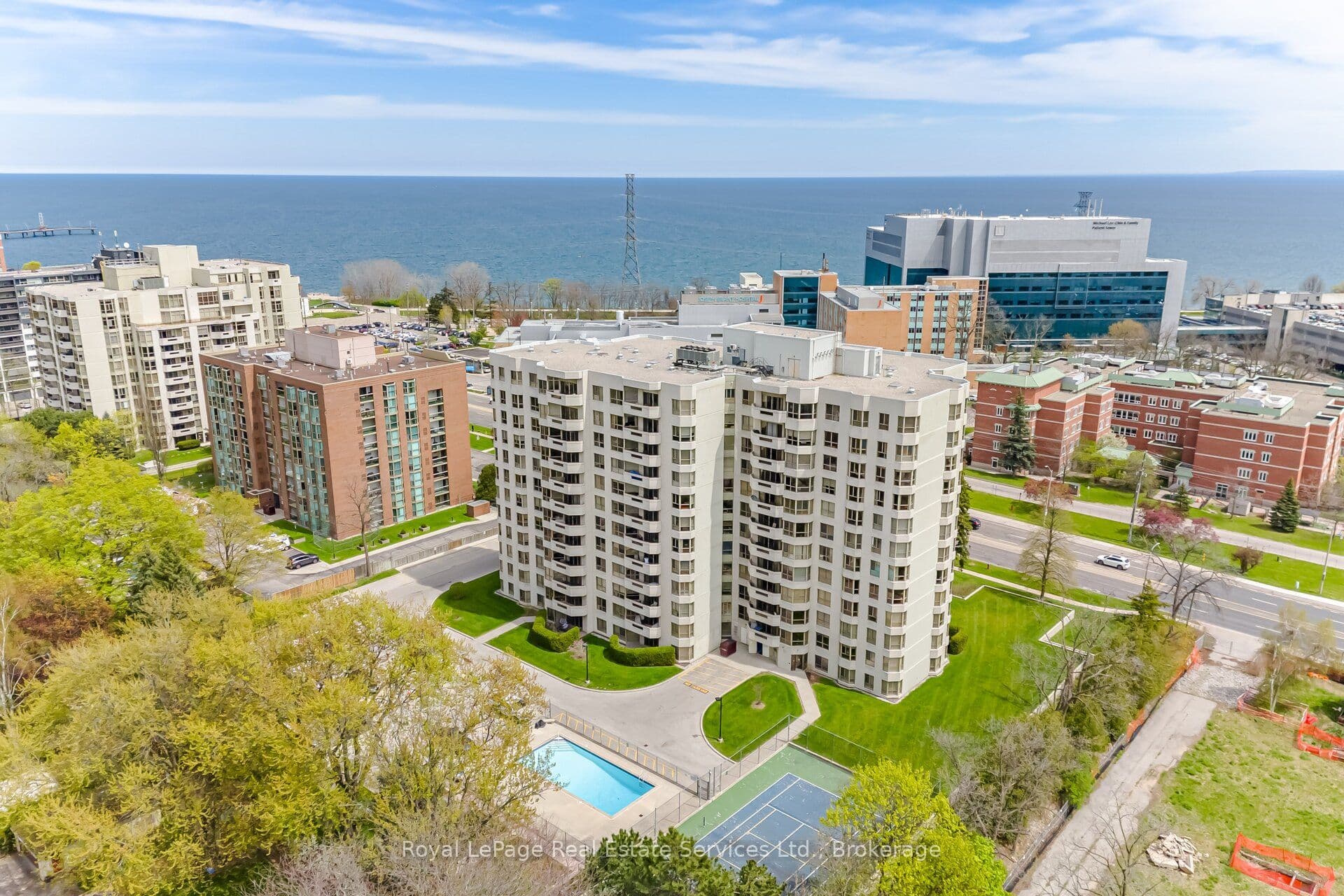 1201 North Shore Boulevard E 1001, Burlington, ON L7S 1Z5