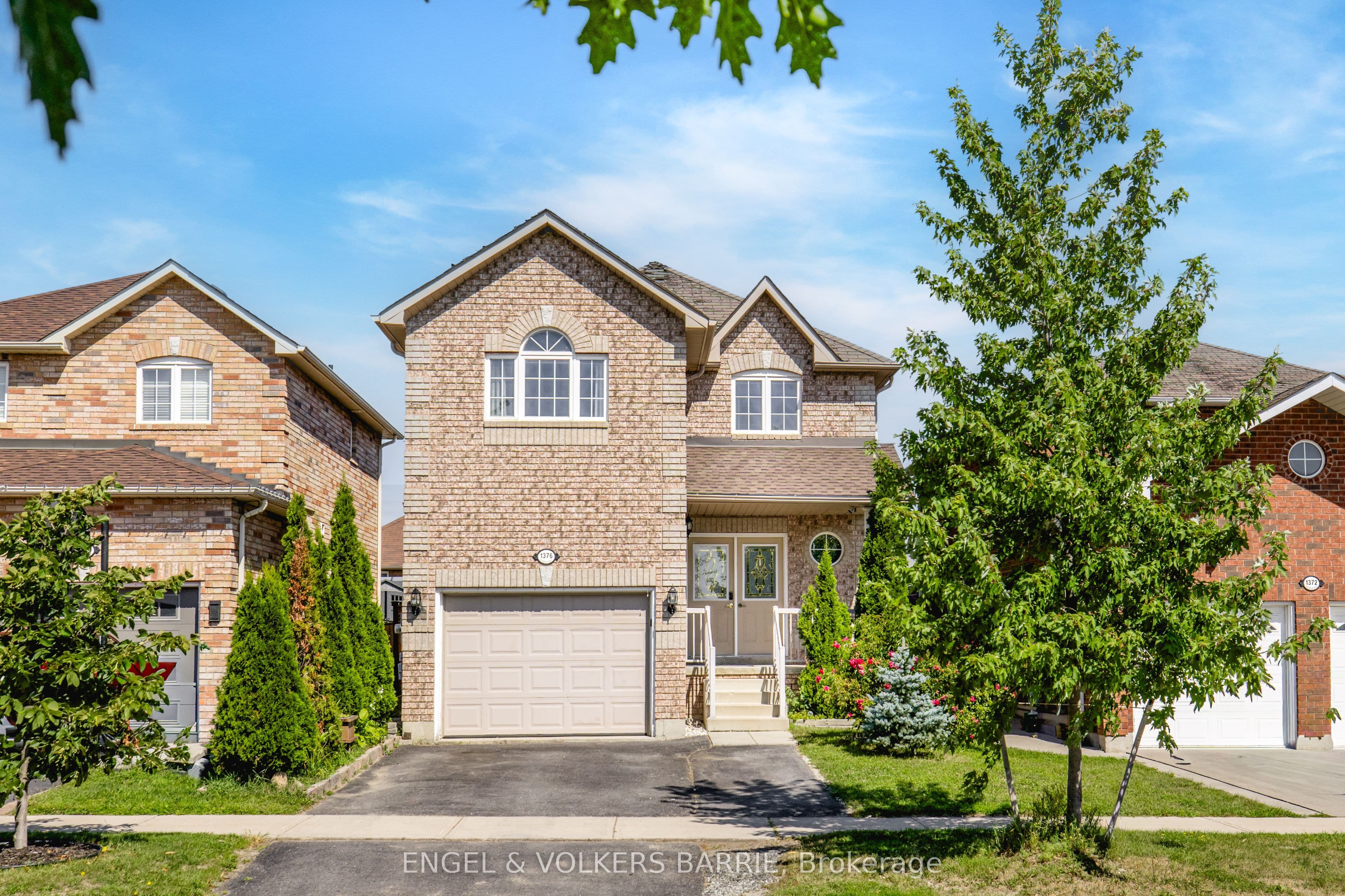 1376 Rankin Way, Innisfil, ON L9S 0C4