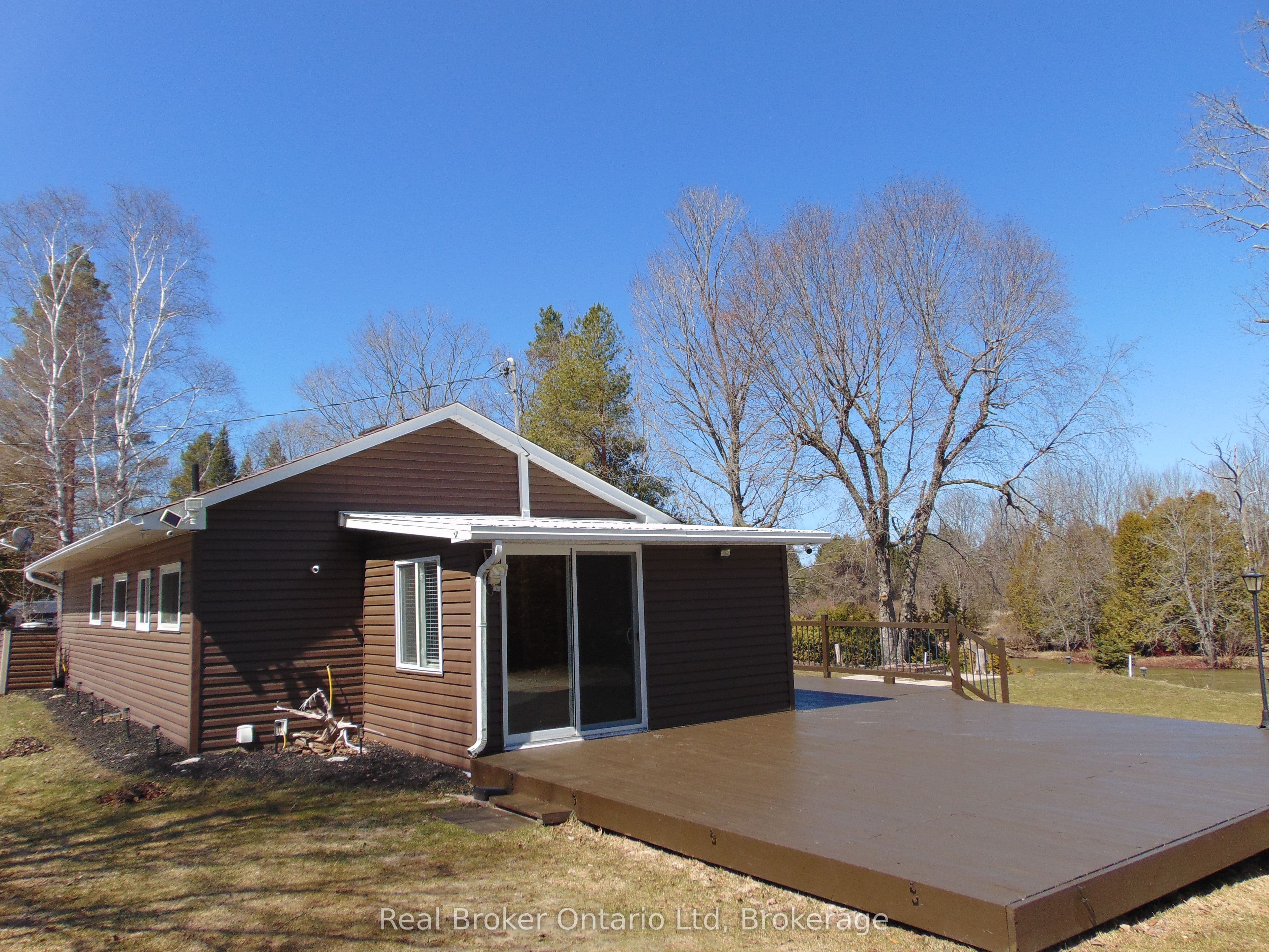 16 Twin River Drive N, South Bruce Peninsula, ON N0H 2T0