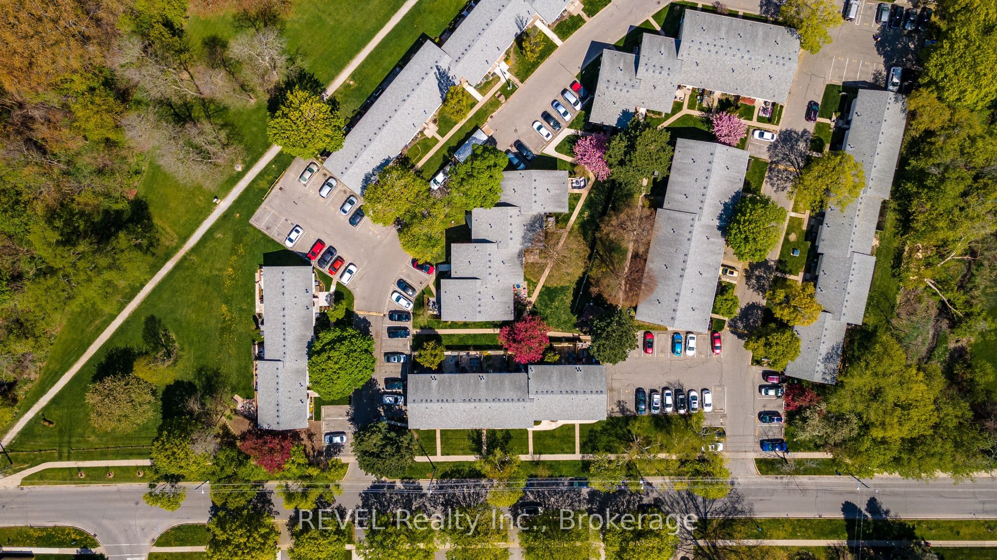 151 Parnell Road 56, St. Catharines, ON L2M 3S4