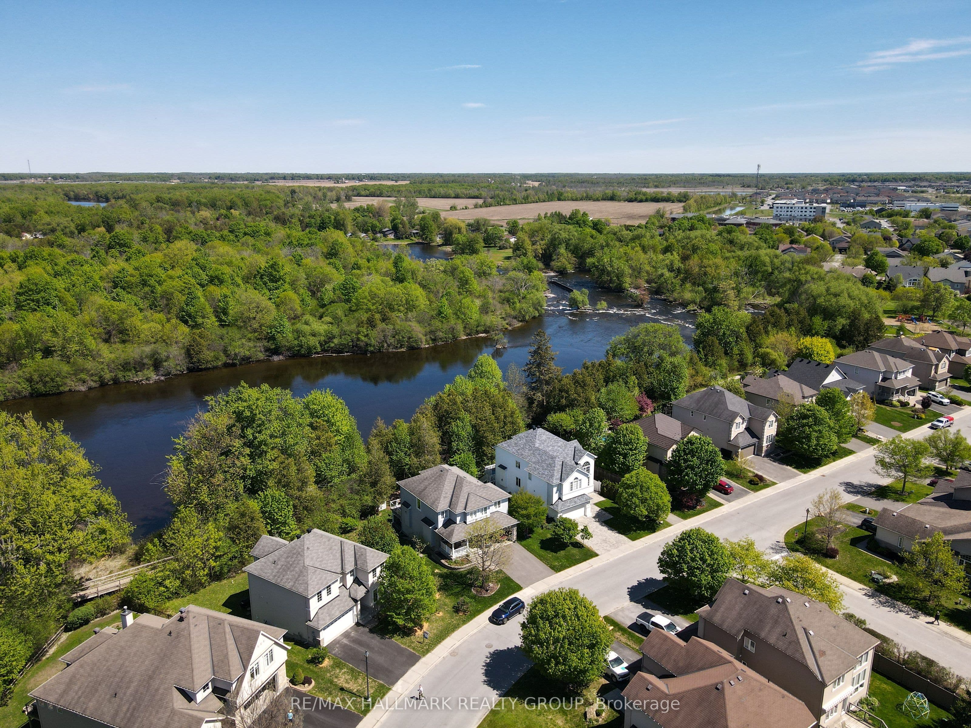 90 Stonewater Bay, Carleton Place, ON K7C 0B1