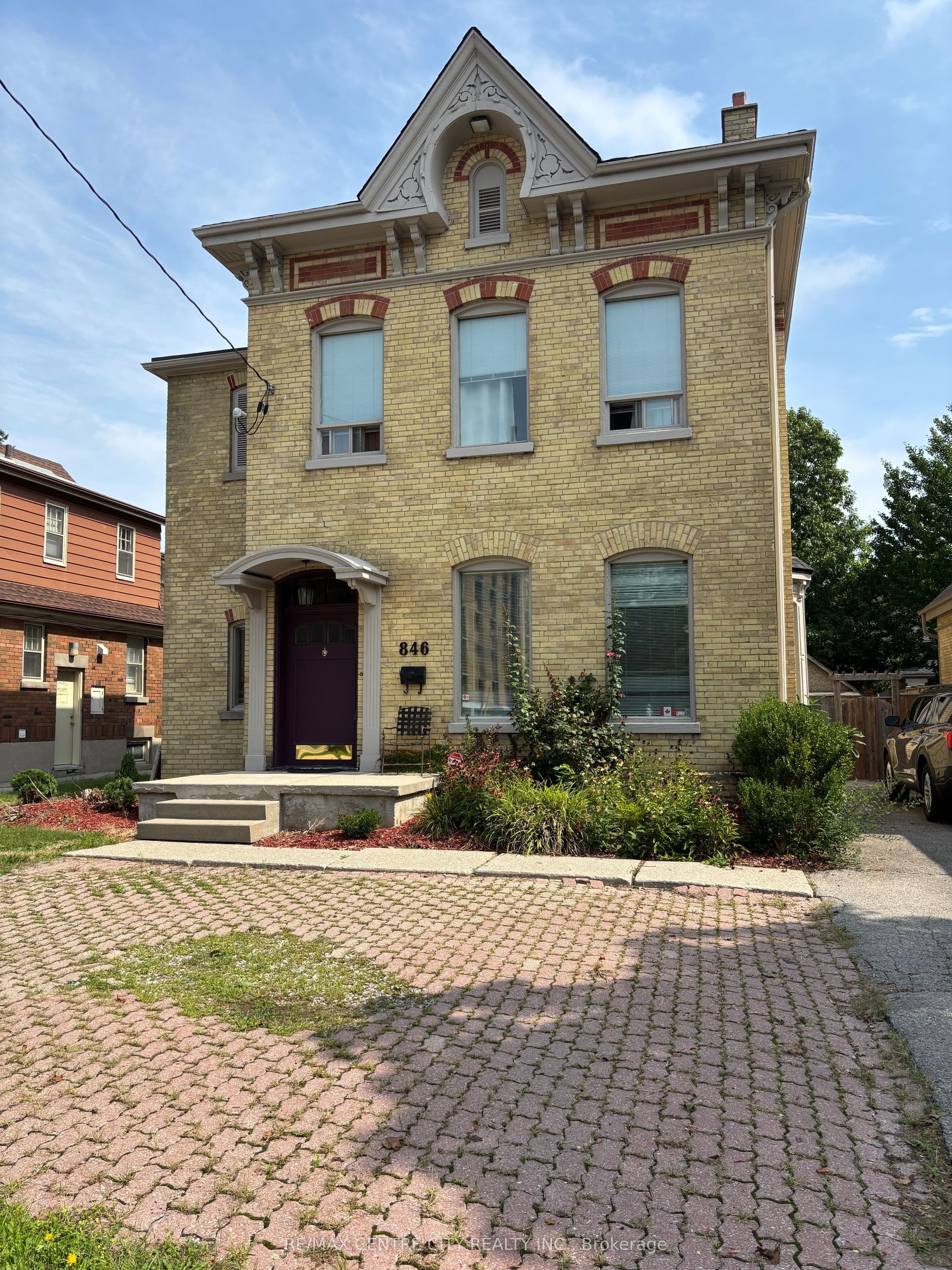 846 N Richmond Street, London East, ON N6A 3H8
