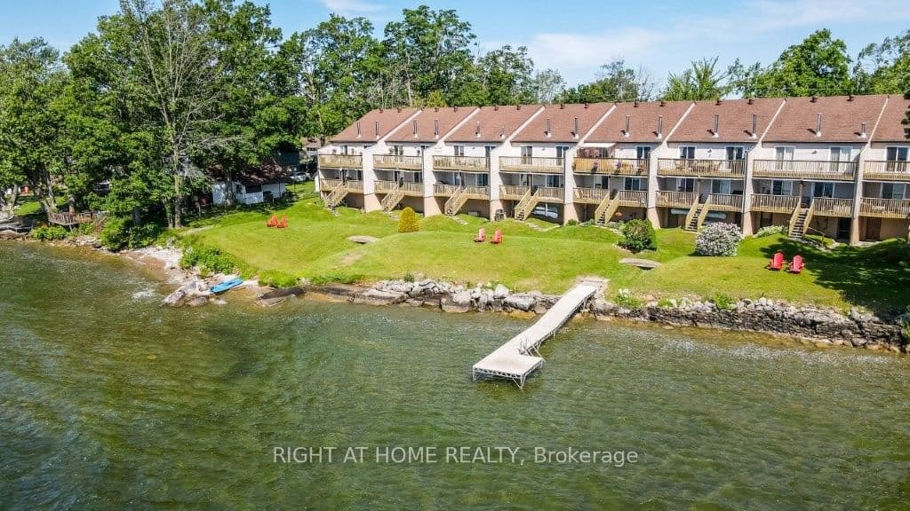 43 OLIVE Crescent 201, Orillia, ON L3V 7M8