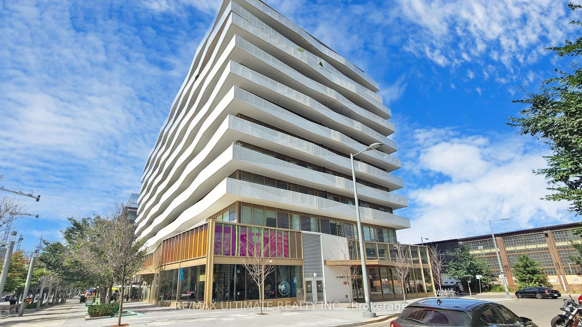 60 Tannery Road 1214, Toronto, ON M5A 0S8