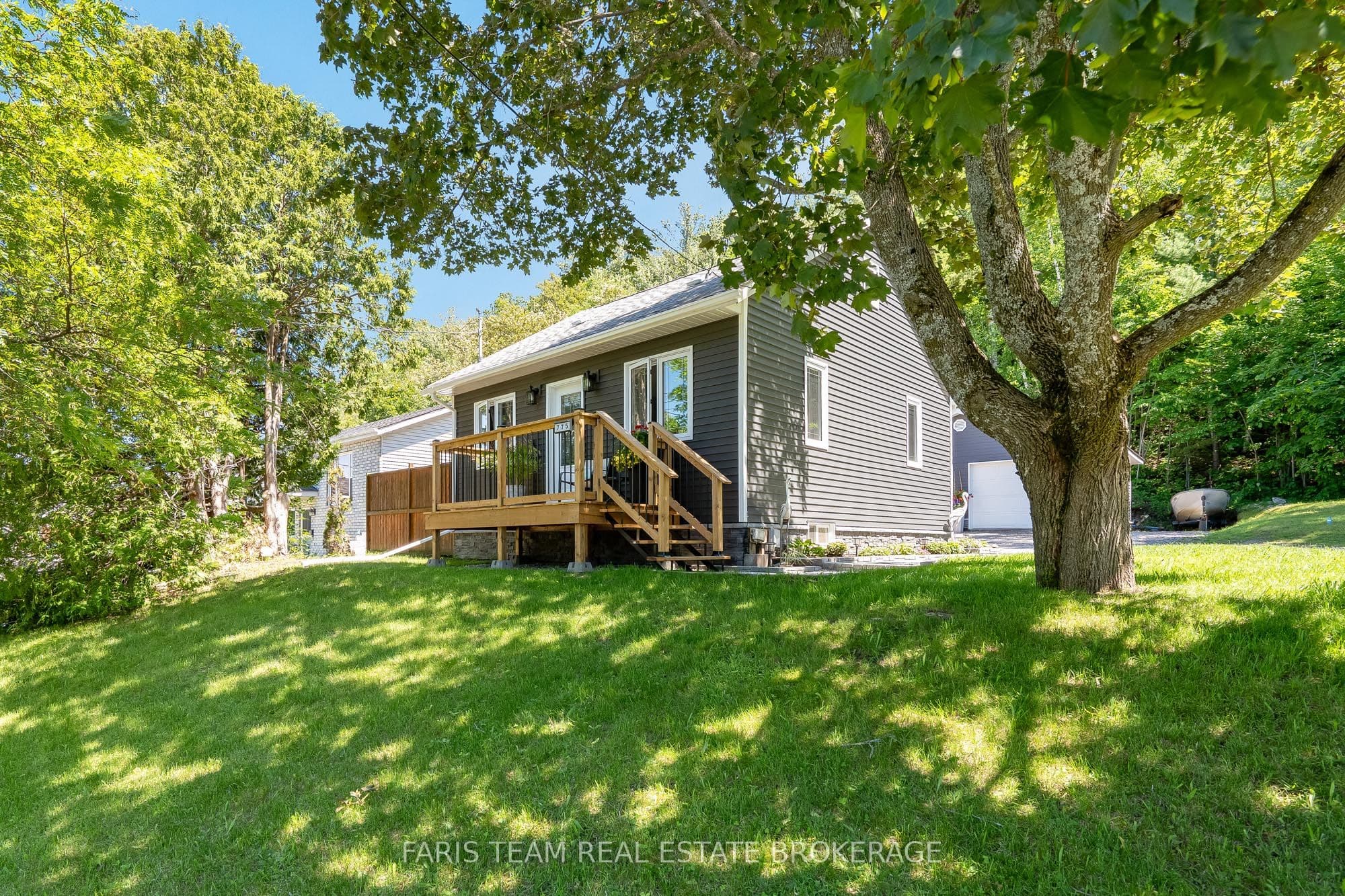 775 Ontario Street, Midland, ON L4R 1A6