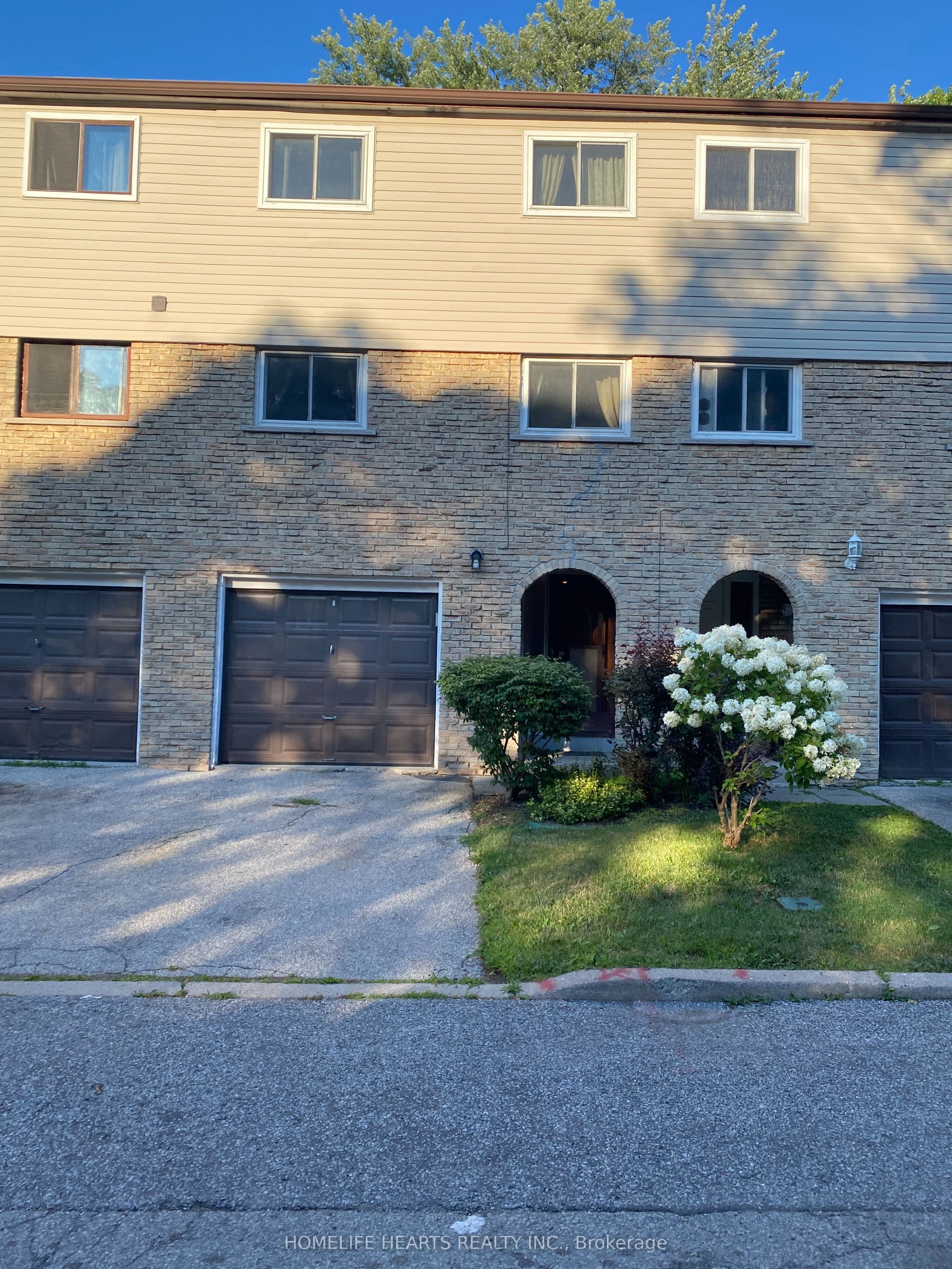 21 Rockwood Drive 22, Toronto, ON M1M 3M9