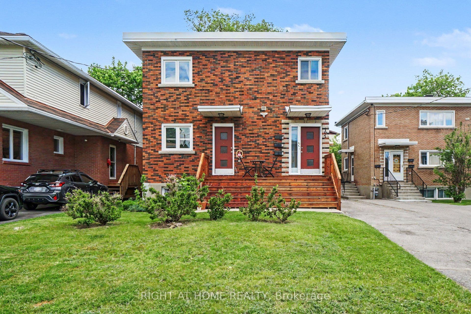 707 Edison Avenue 1, Westboro - Hampton Park, ON K2A 1W2
