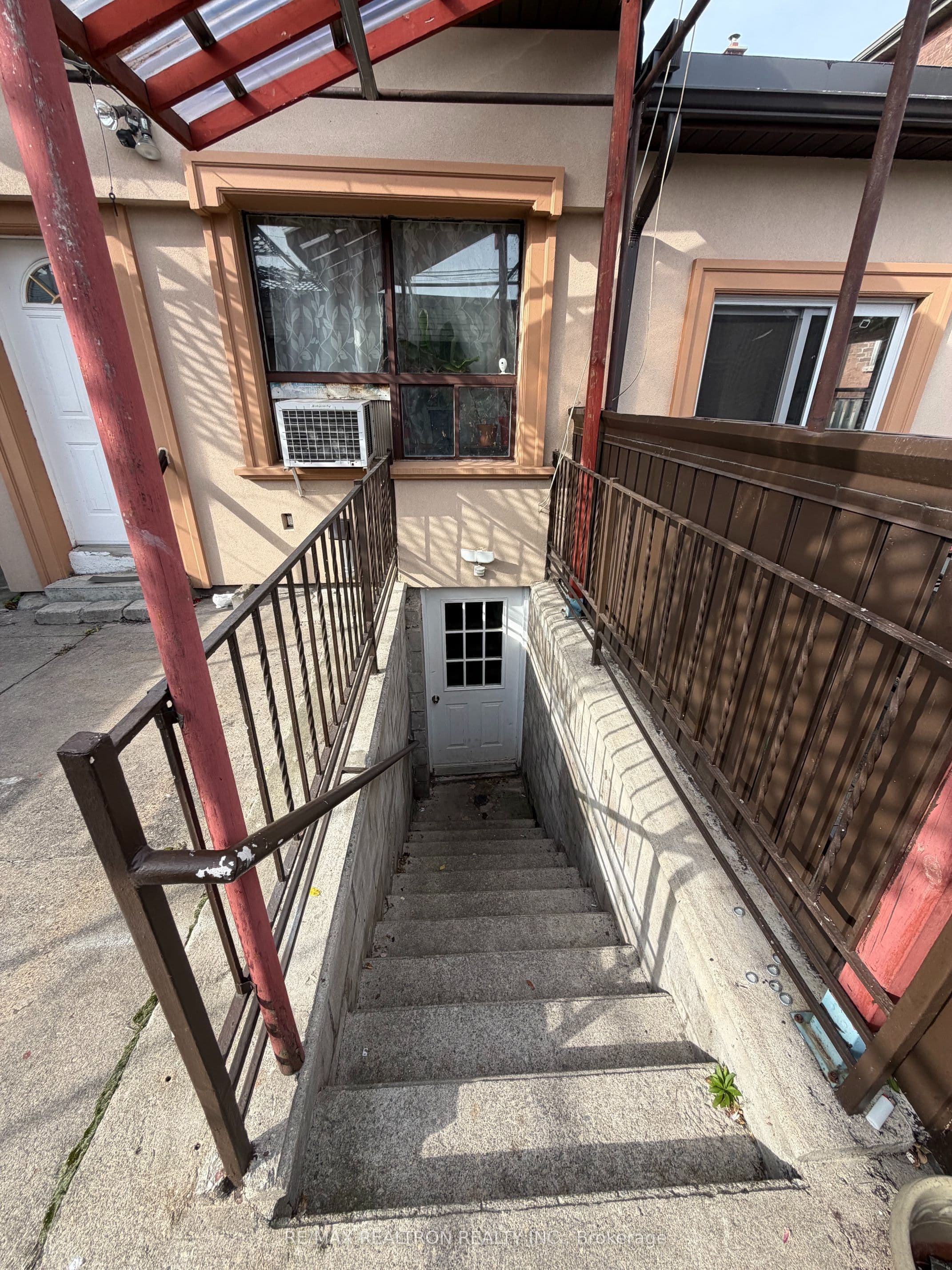 135 Emerson Avenue Basement Unit 2, Toronto, ON M6H 3T2