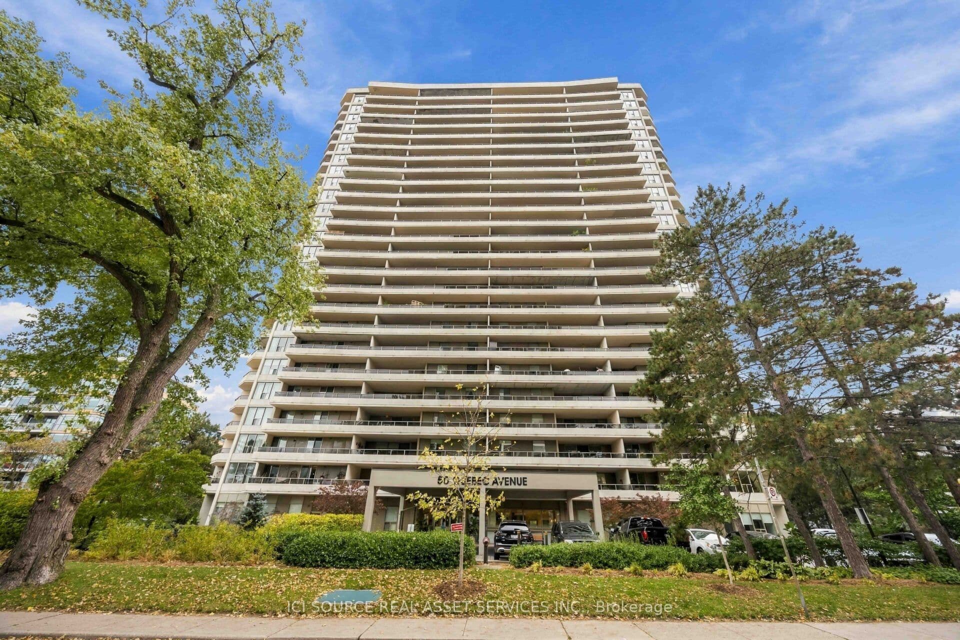 50 Quebec Avenue 1601, Toronto, ON M6P 4B4
