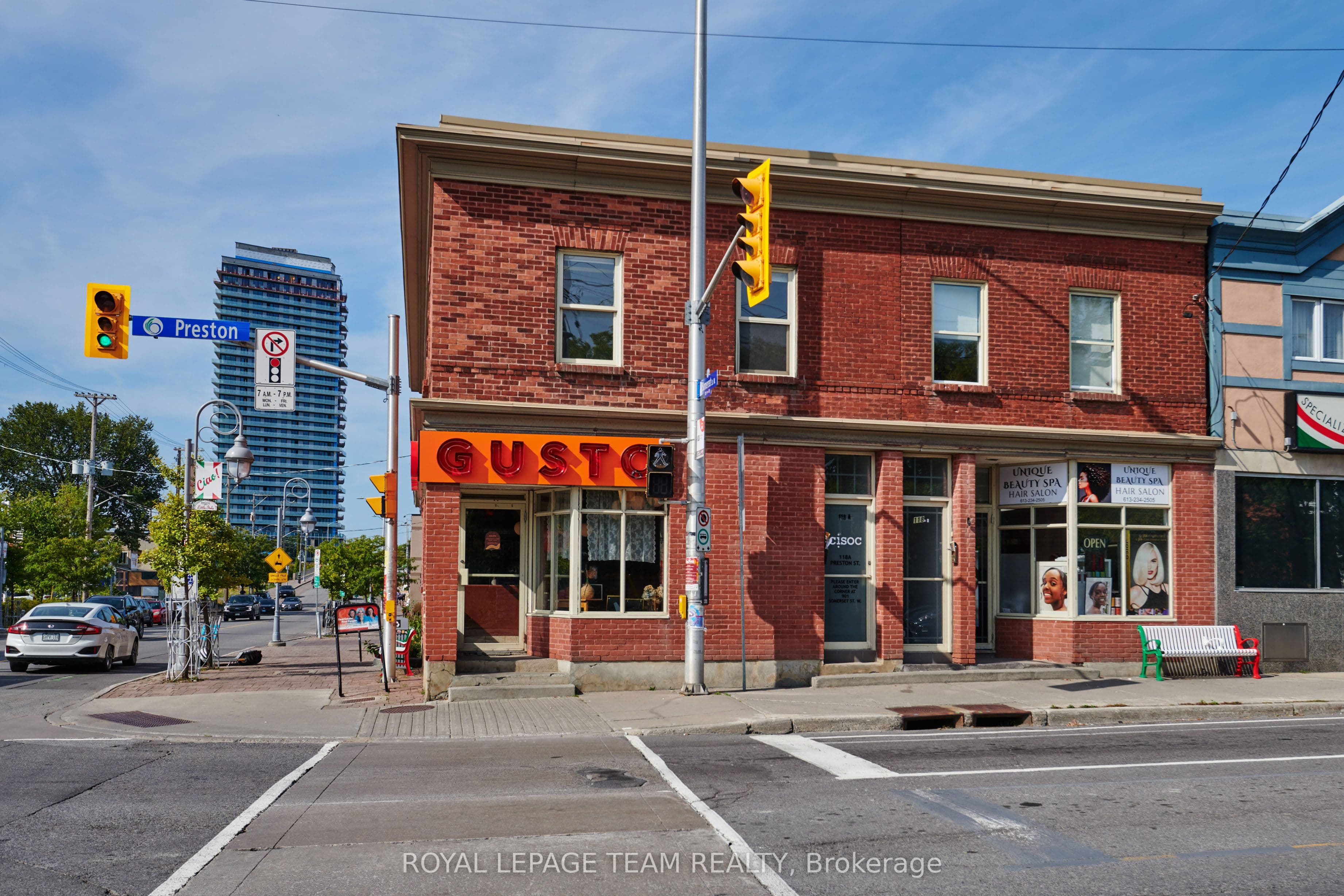 901 Somerset Street, West Centre Town, ON K1R 6R9