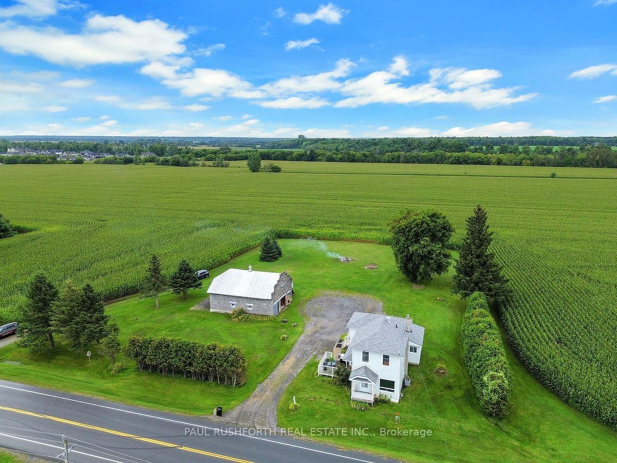 662 Lacroix Road, Clarence-Rockland, ON K0A 2A0