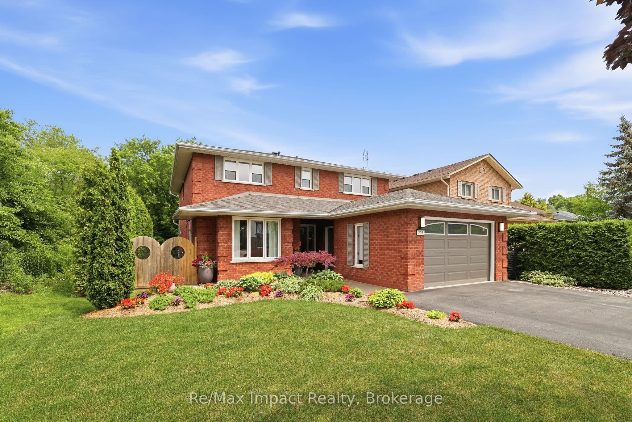293 Blue Heron Drive, Oshawa, ON L1G 6X7