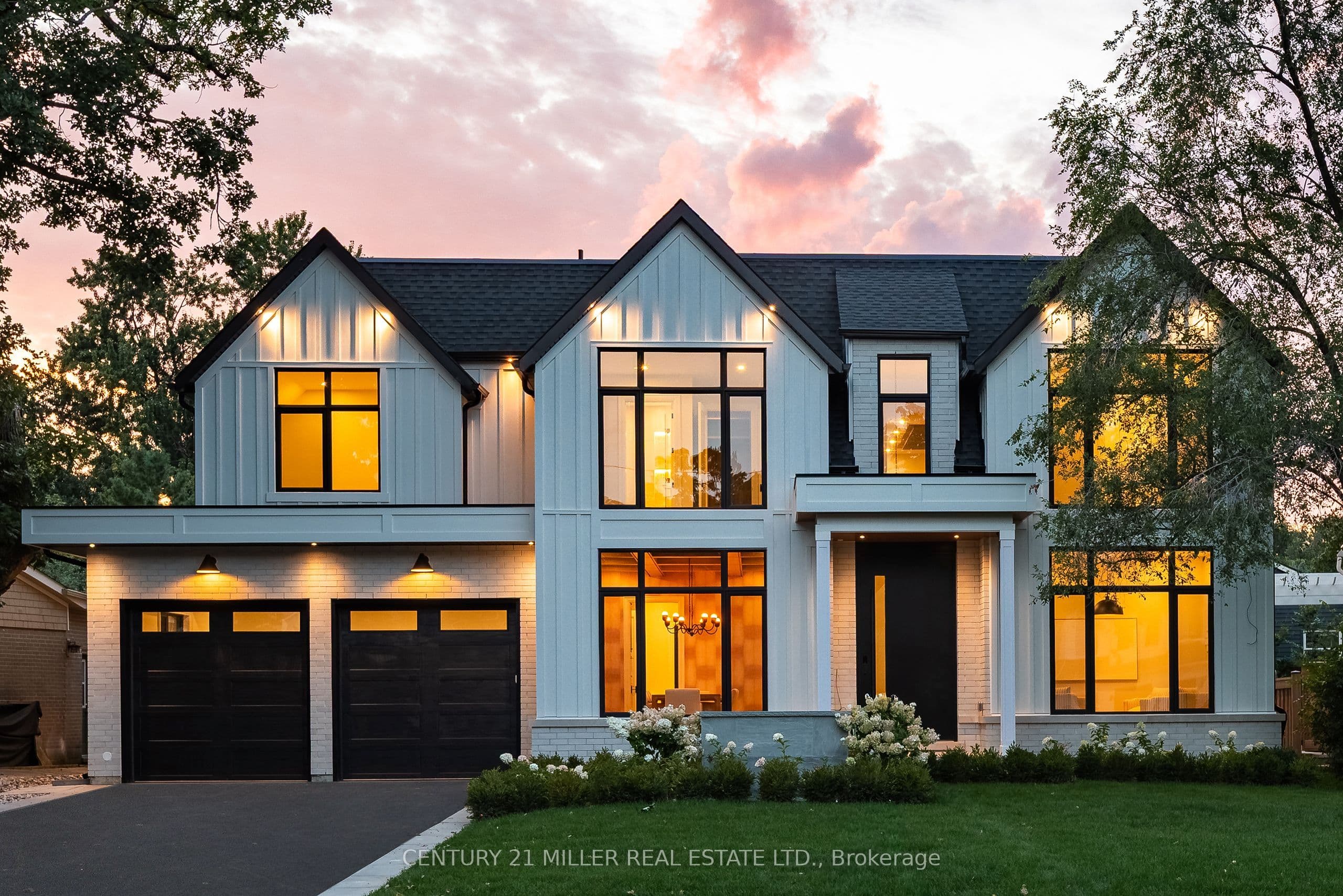 61 Highland Road, Oakville, ON L6K 1S8