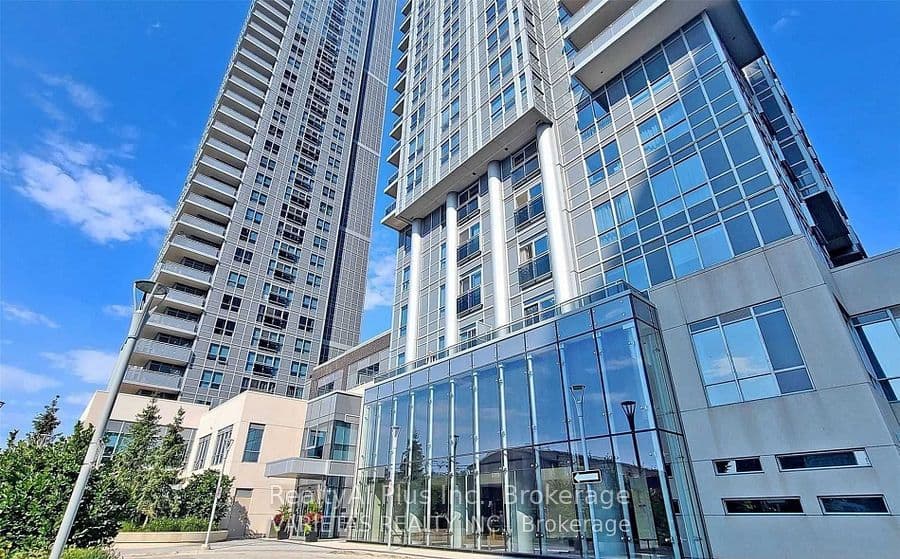 275 Village Green Square 721, Toronto, ON M1S 0L8