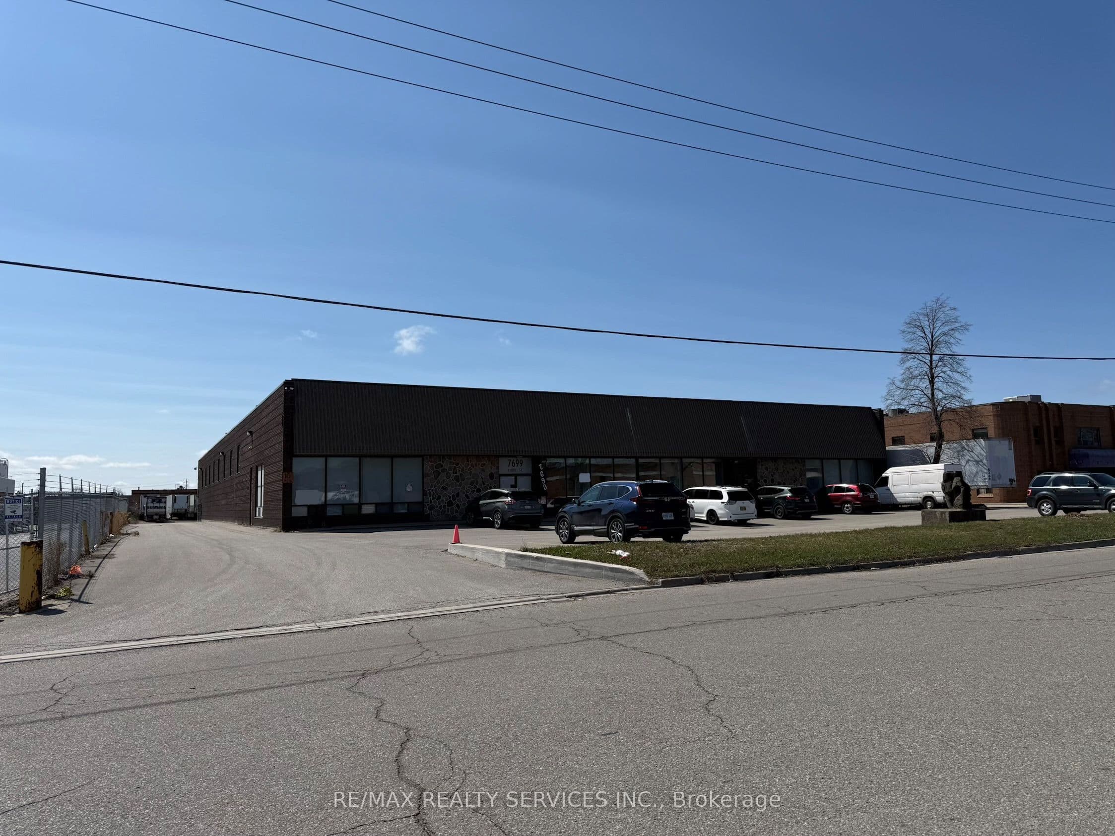 7699 Kimbel Street, Mississauga, ON L5S 2A7