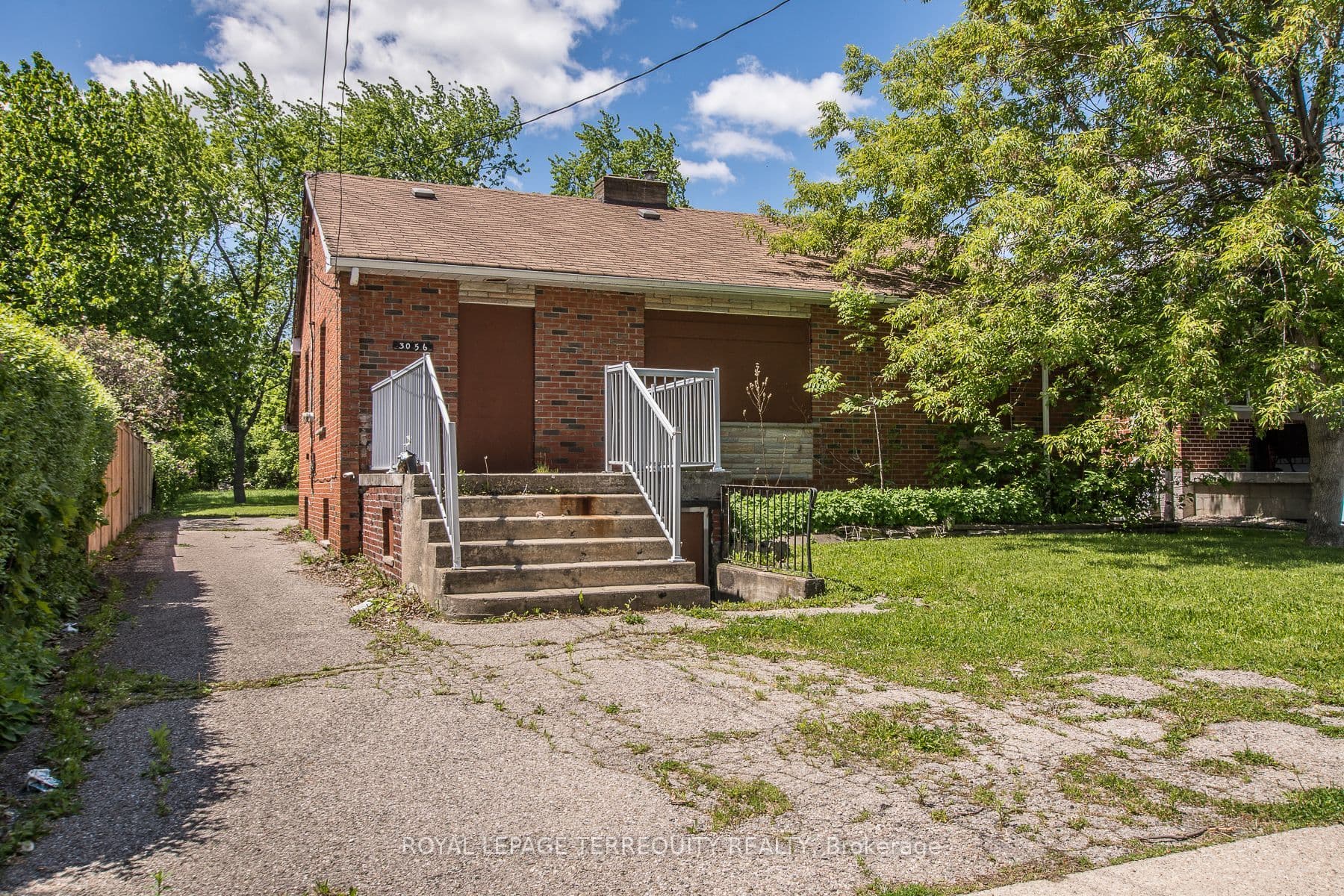 3056 Parkerhill Road, Mississauga, ON L5B 1V5