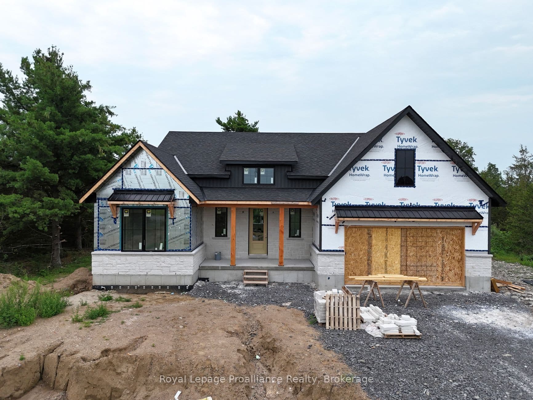 102 Dewey Road, Stone Mills, ON K0K 3N0