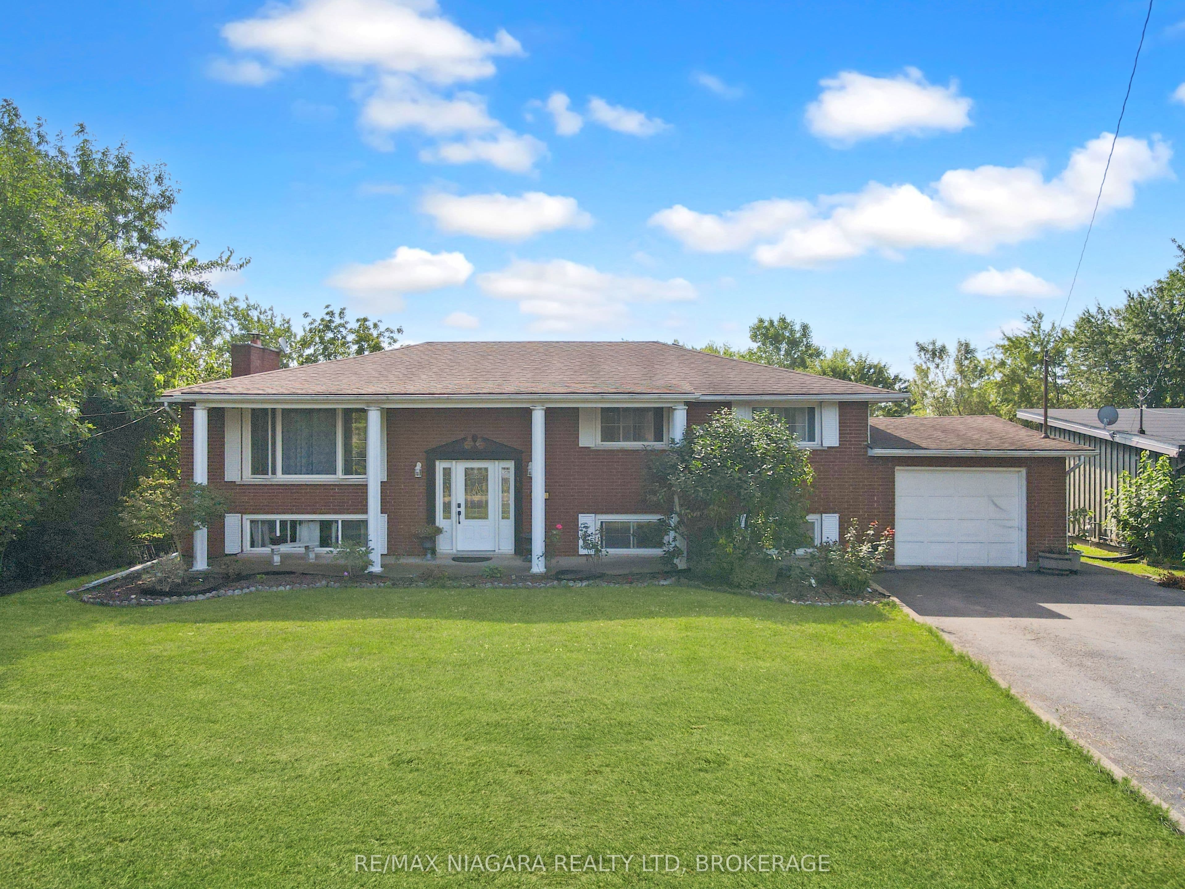 318 Albany Street, Fort Erie, ON L2A 1L9