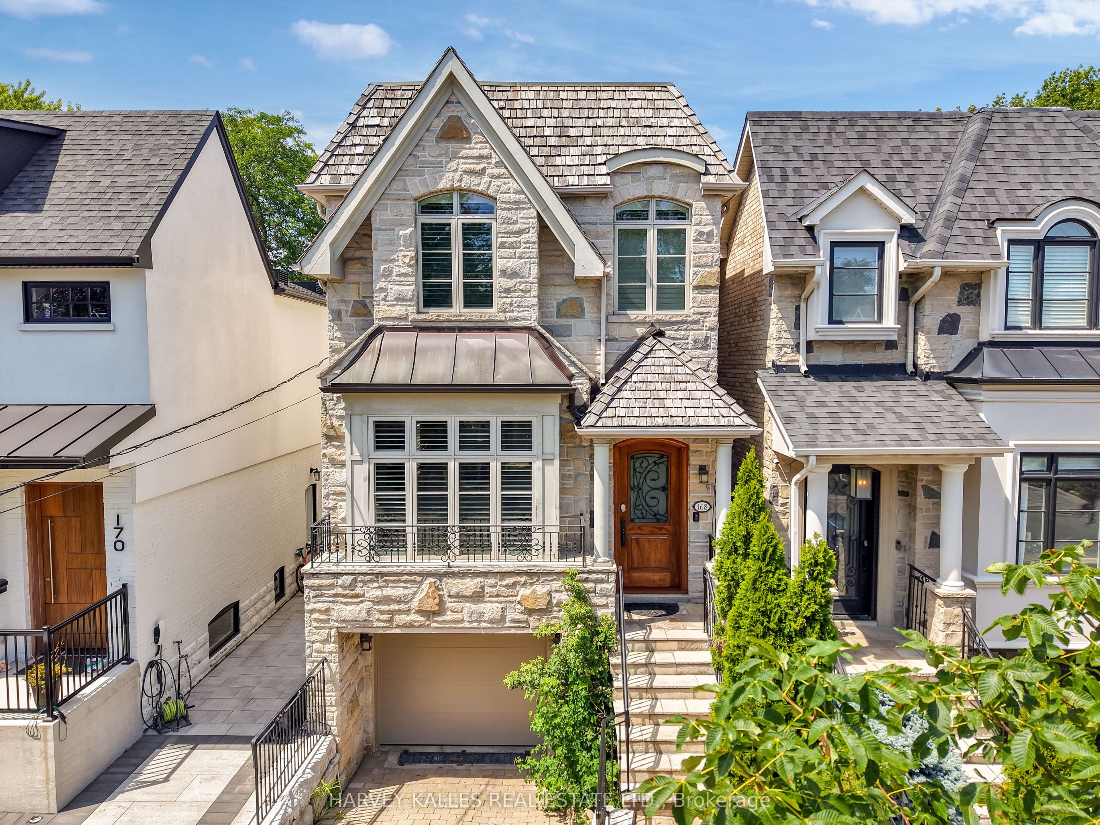 168 Roe Avenue, Toronto, ON M5M 2J2