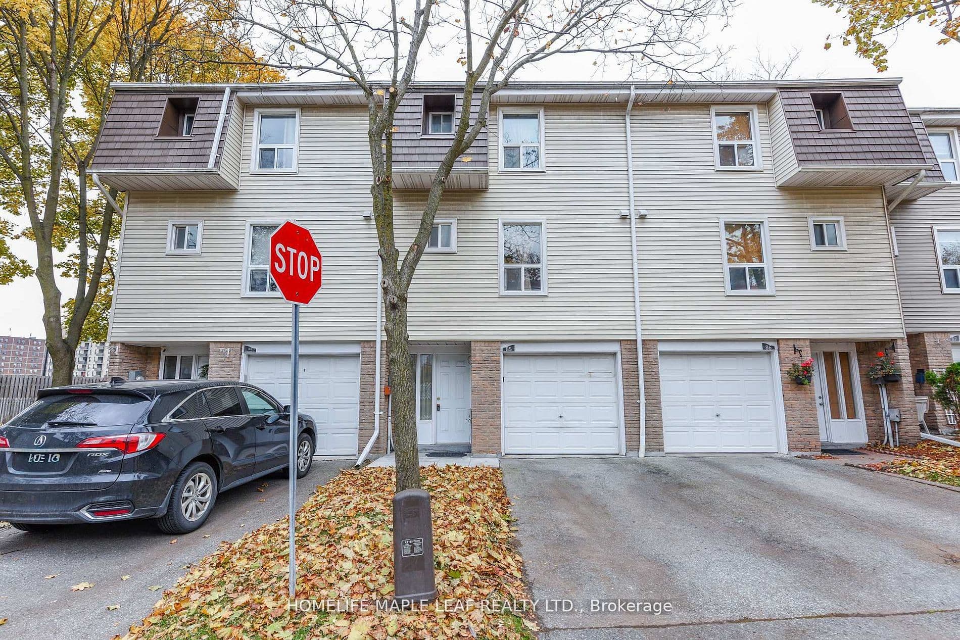85 Enmount Drive, Brampton, ON L6T 4C9