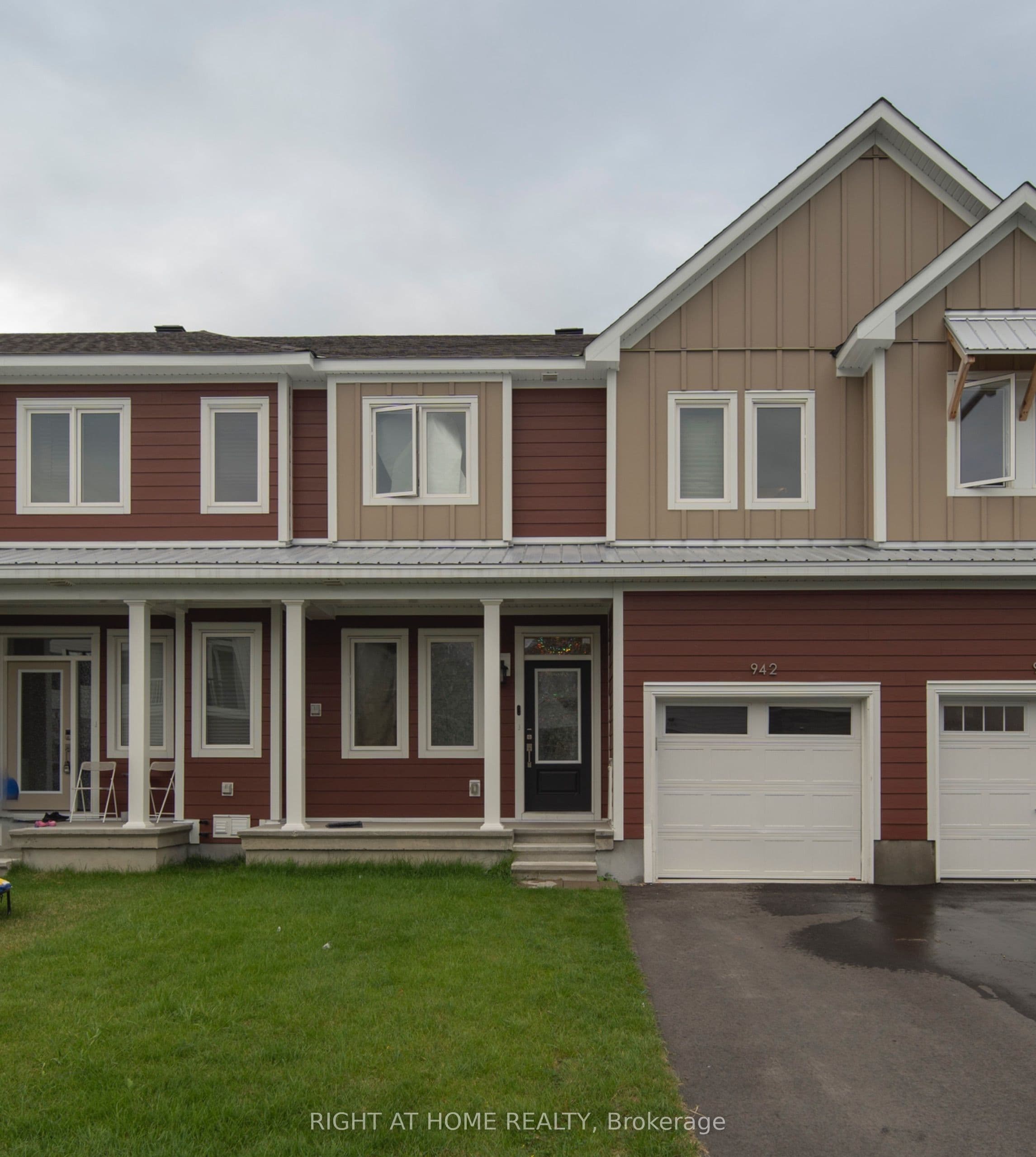 942 Seagrave Lane, Stittsville - Munster - Richmond, ON K0A 2Z0