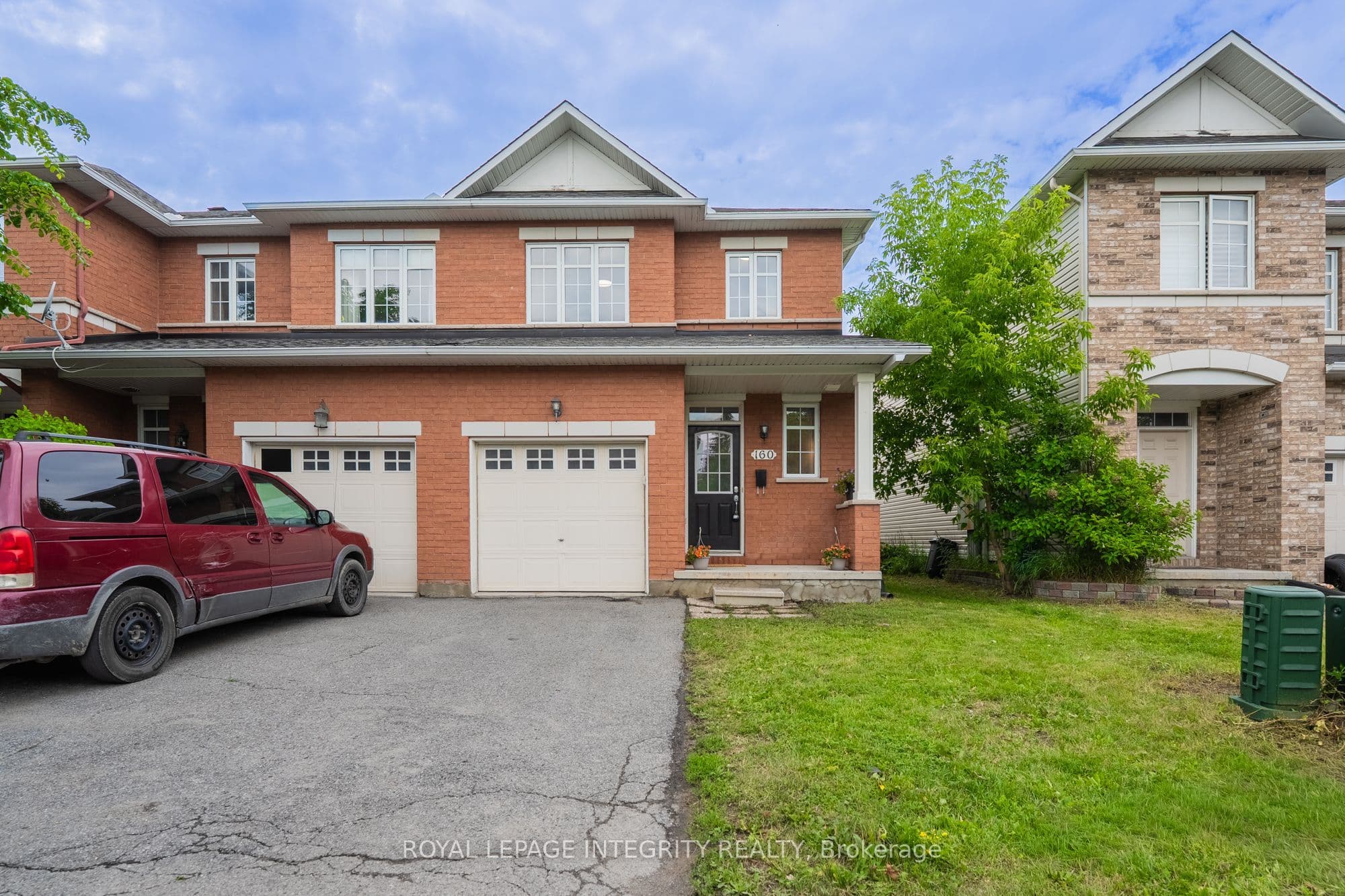 160 DEERCROFT Avenue, Barrhaven, ON K2J 5H9