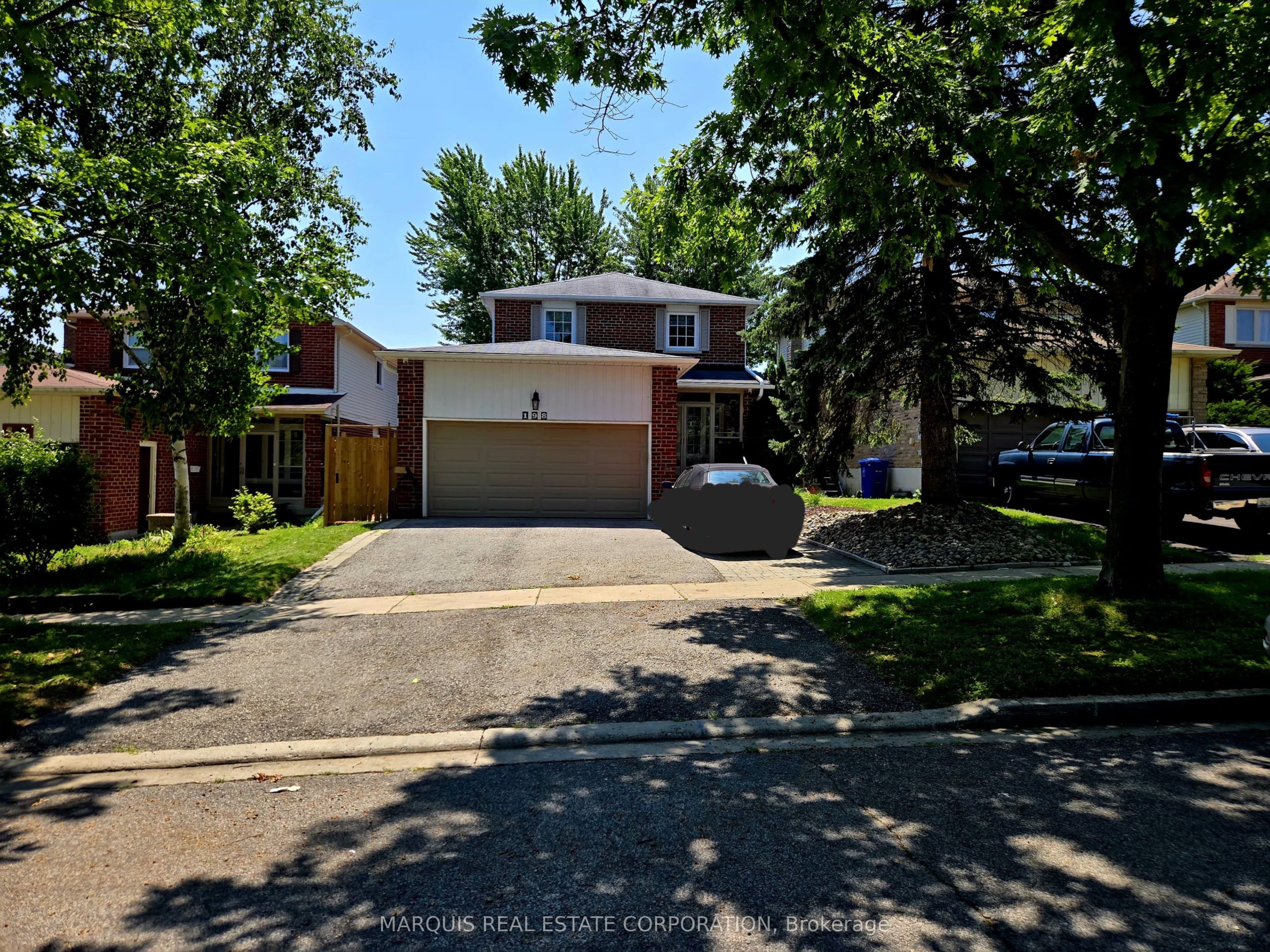 198 Forsyth Road, Newmarket, ON L3Y 7Y1