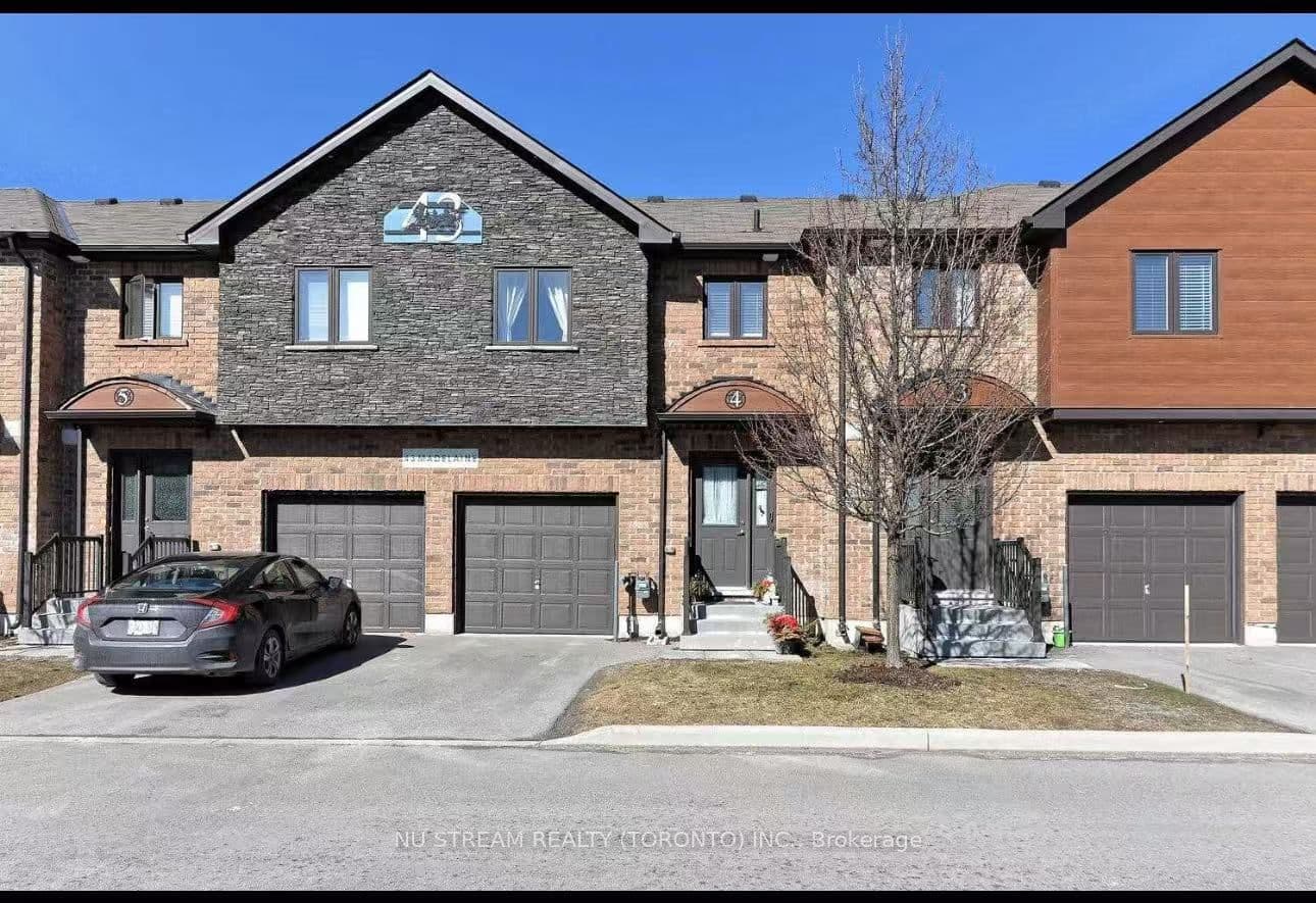 43 Madelaine Drive 4, Barrie, ON L9J 0G8