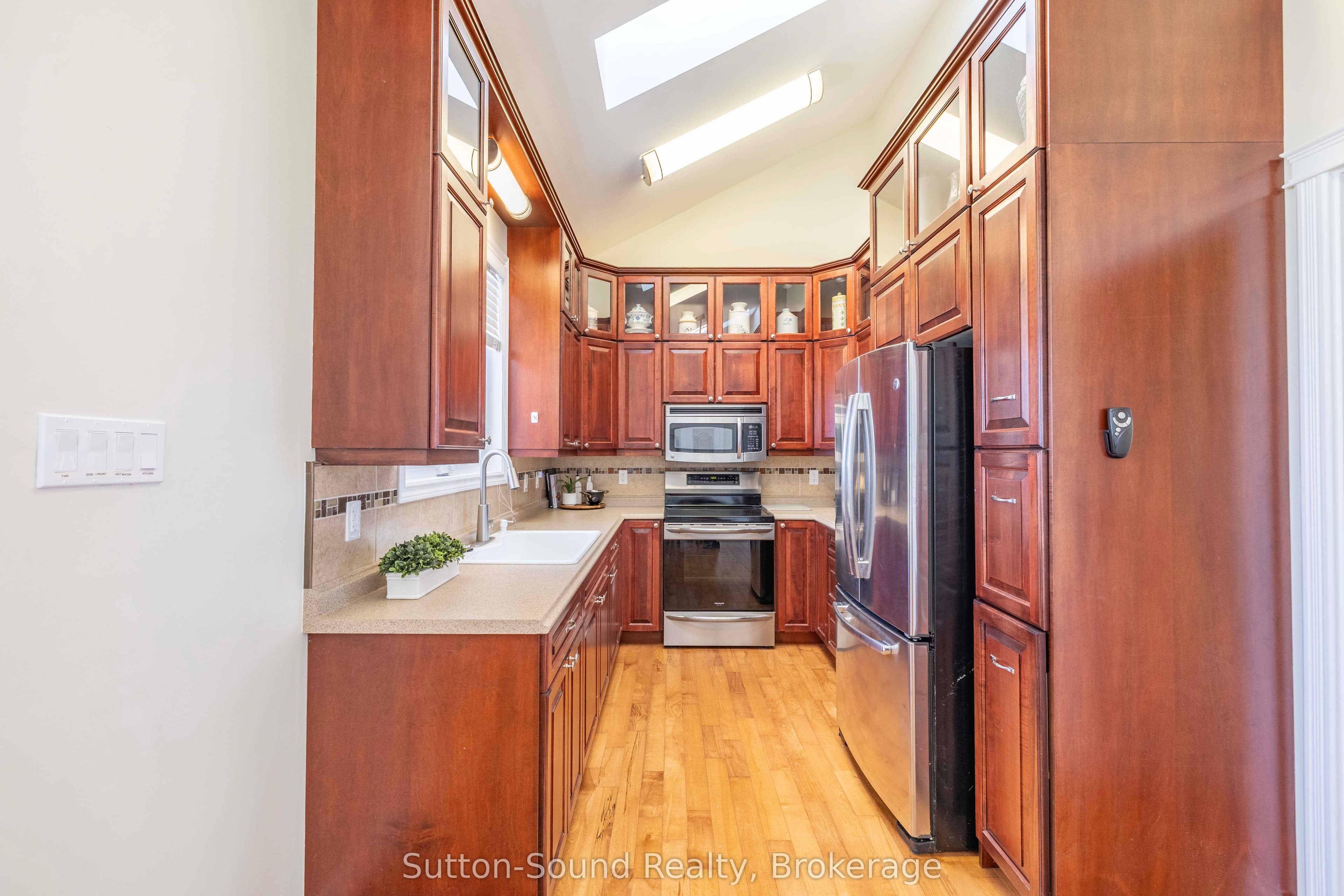 501483 Grey Road 1 Road, Georgian Bluffs, ON N0H 2T0