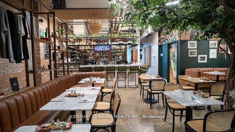 337 KING Street W, Toronto, ON M5V 2E7