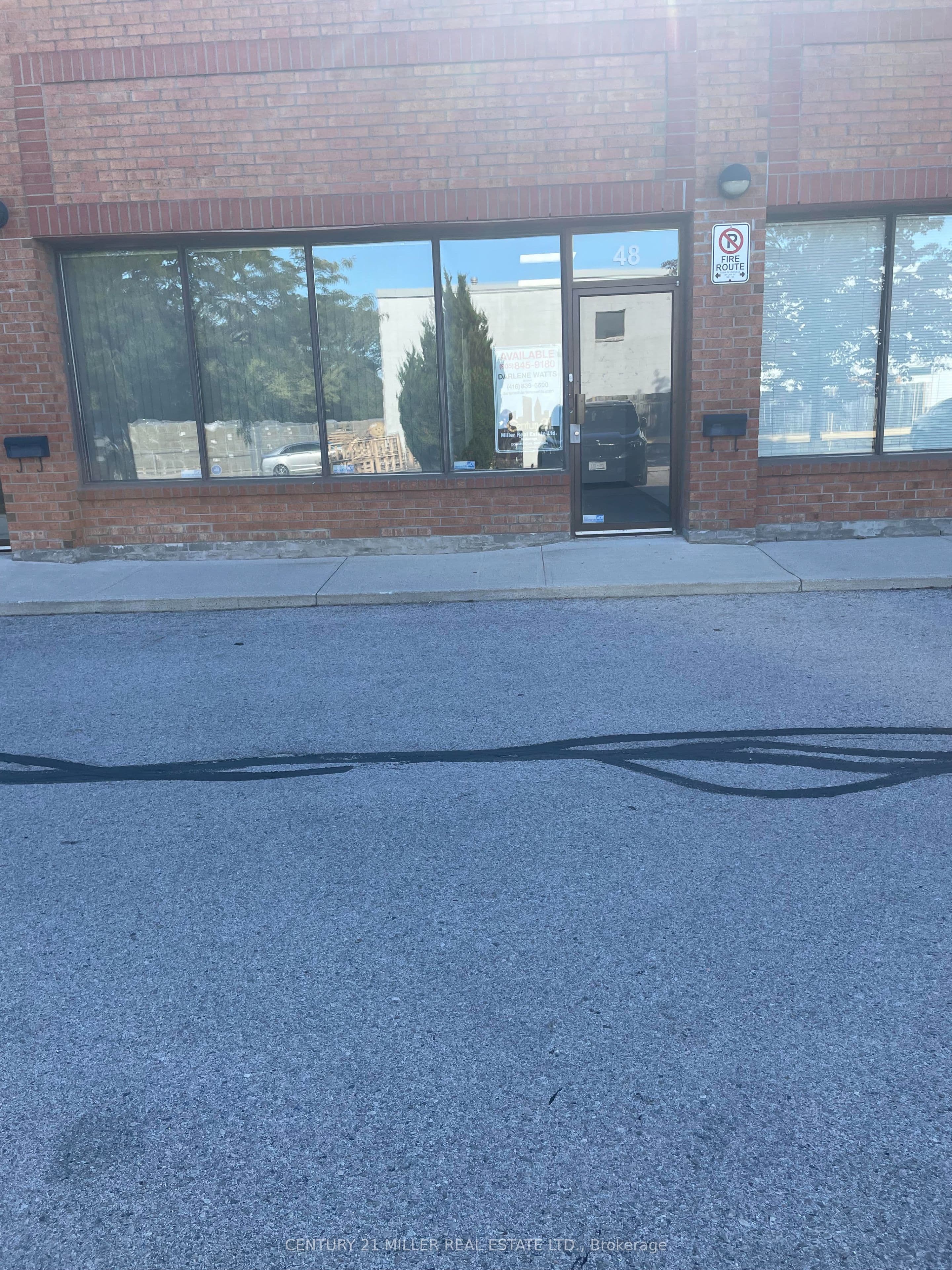1200 SPEERS Road 48, Oakville, ON L6L 2X4