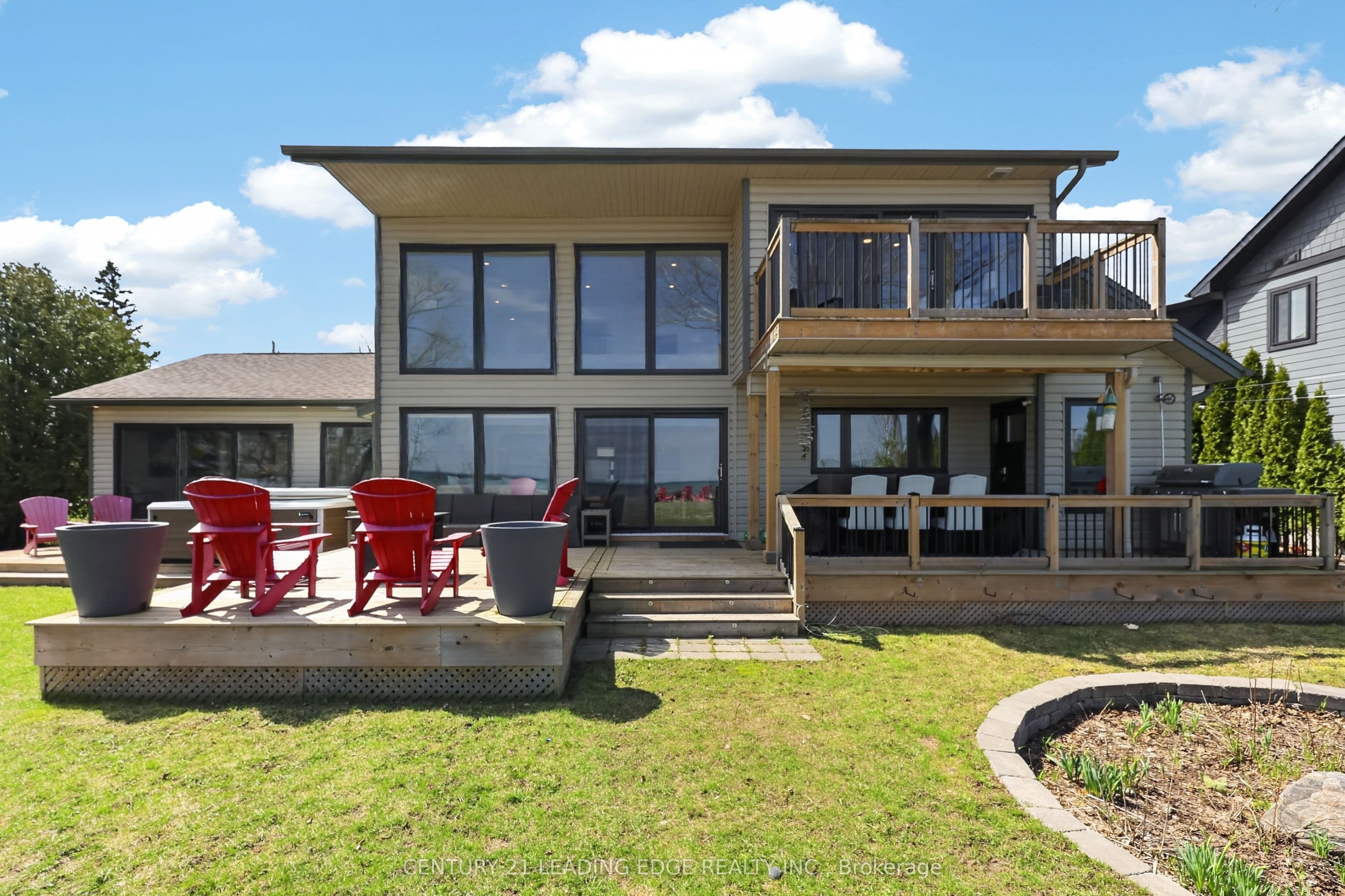 29 St. Clair Street, Collingwood, ON L9Y 5N5