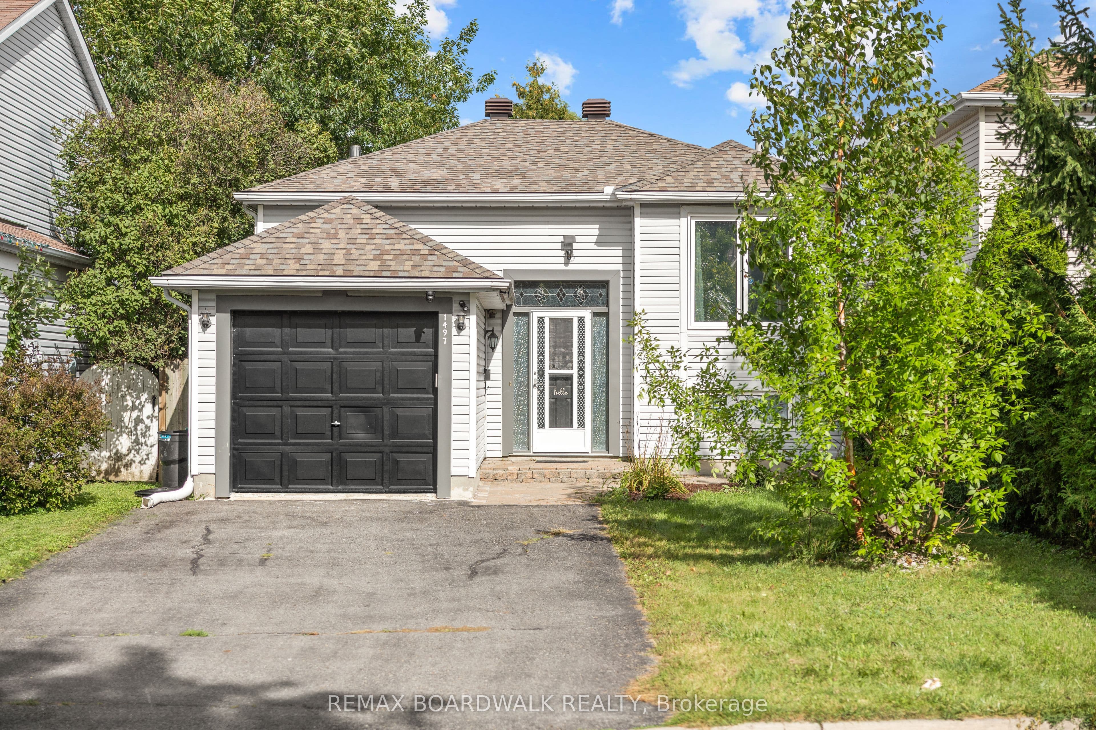 1497 Roberval Avenue, Orleans - Cumberland and Area, ON K4A 2C4