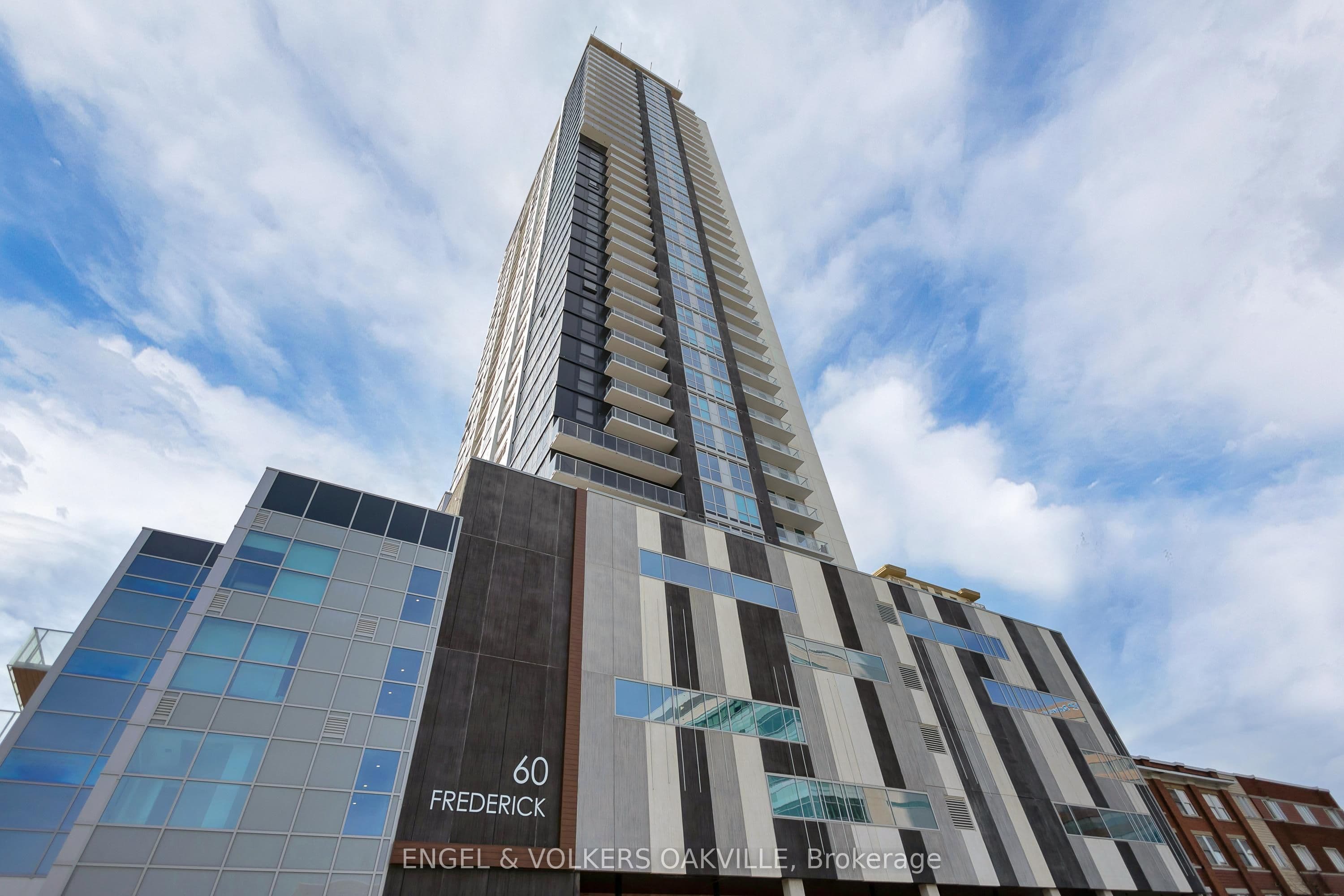 60 Frederick Street 3914, Kitchener, ON N2H 0C7