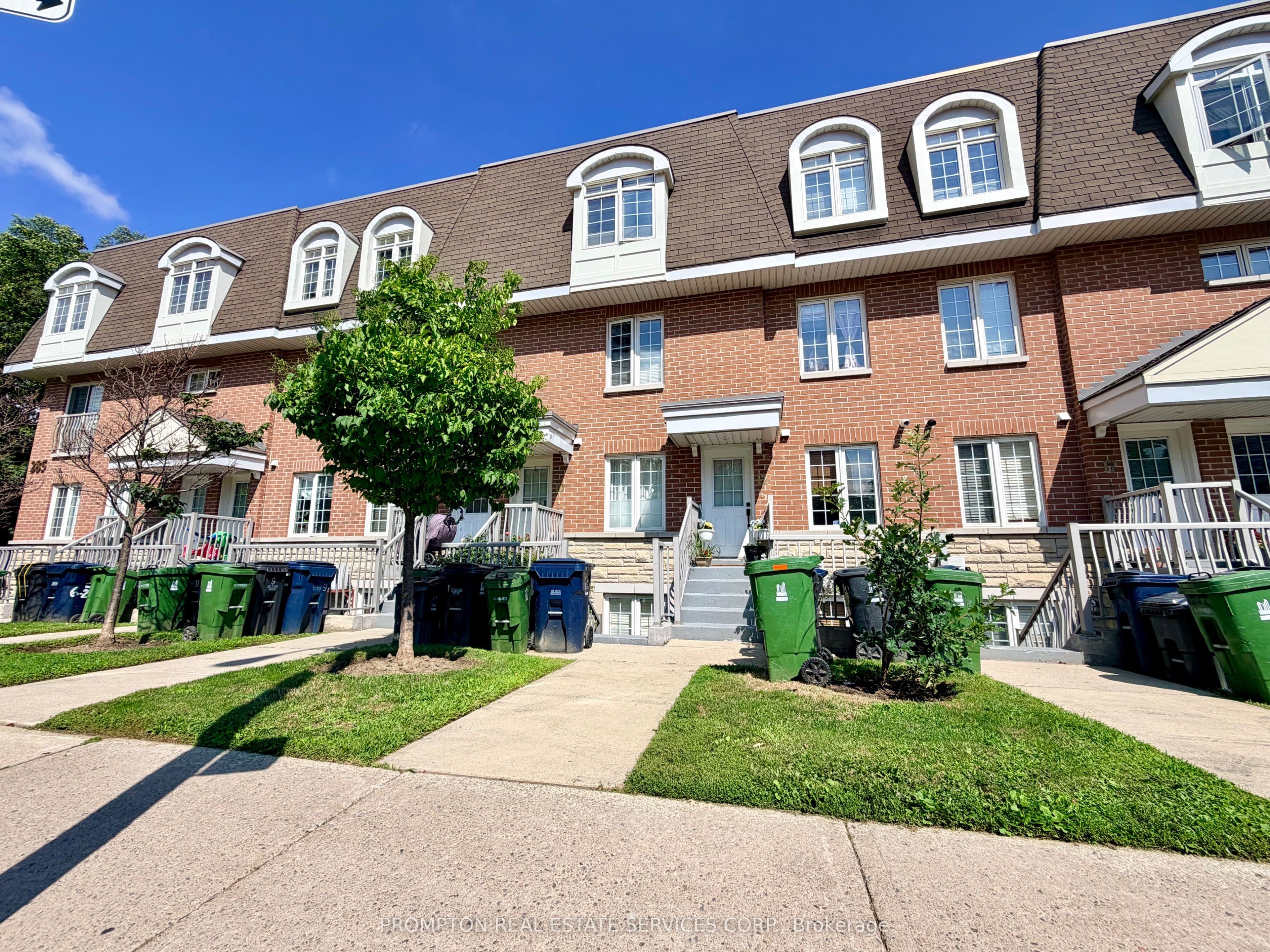 285 ANTIBES Drive 11, Toronto, ON M2R 3X9