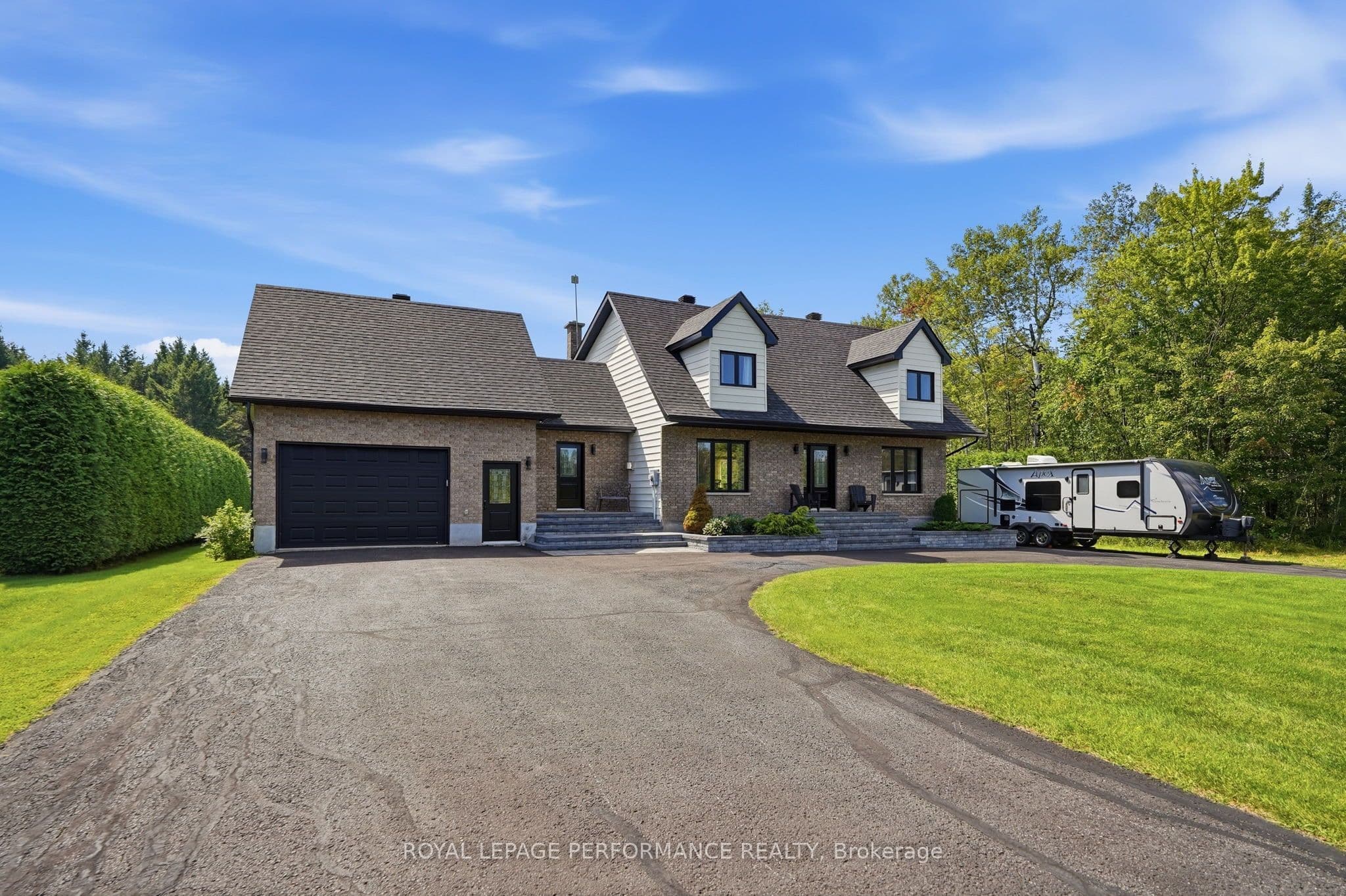 3246 Pattee Road E, East Hawkesbury, ON K6A 2R2