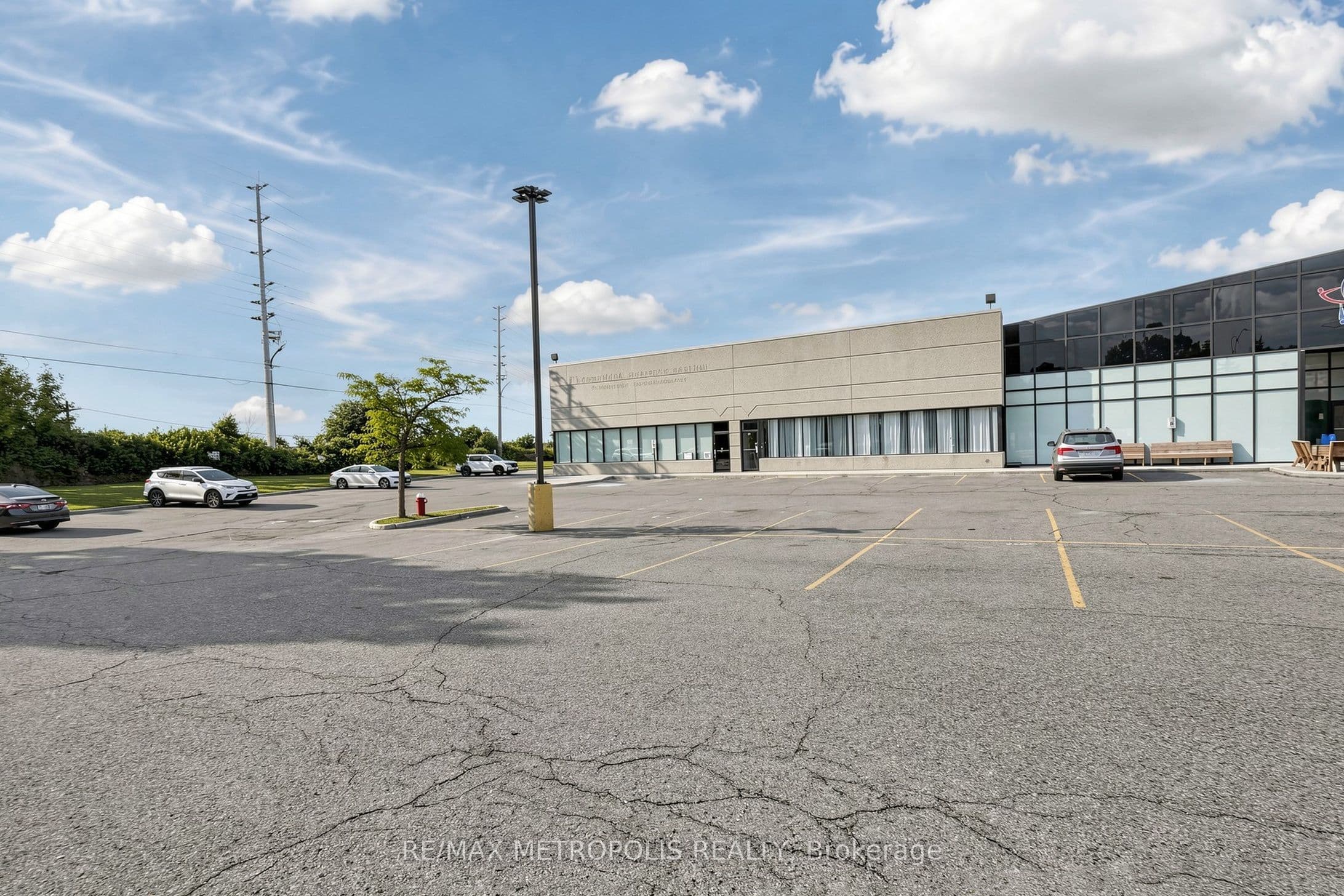 6991 Millcreek Drive 13, Mississauga, ON L5N 6B9