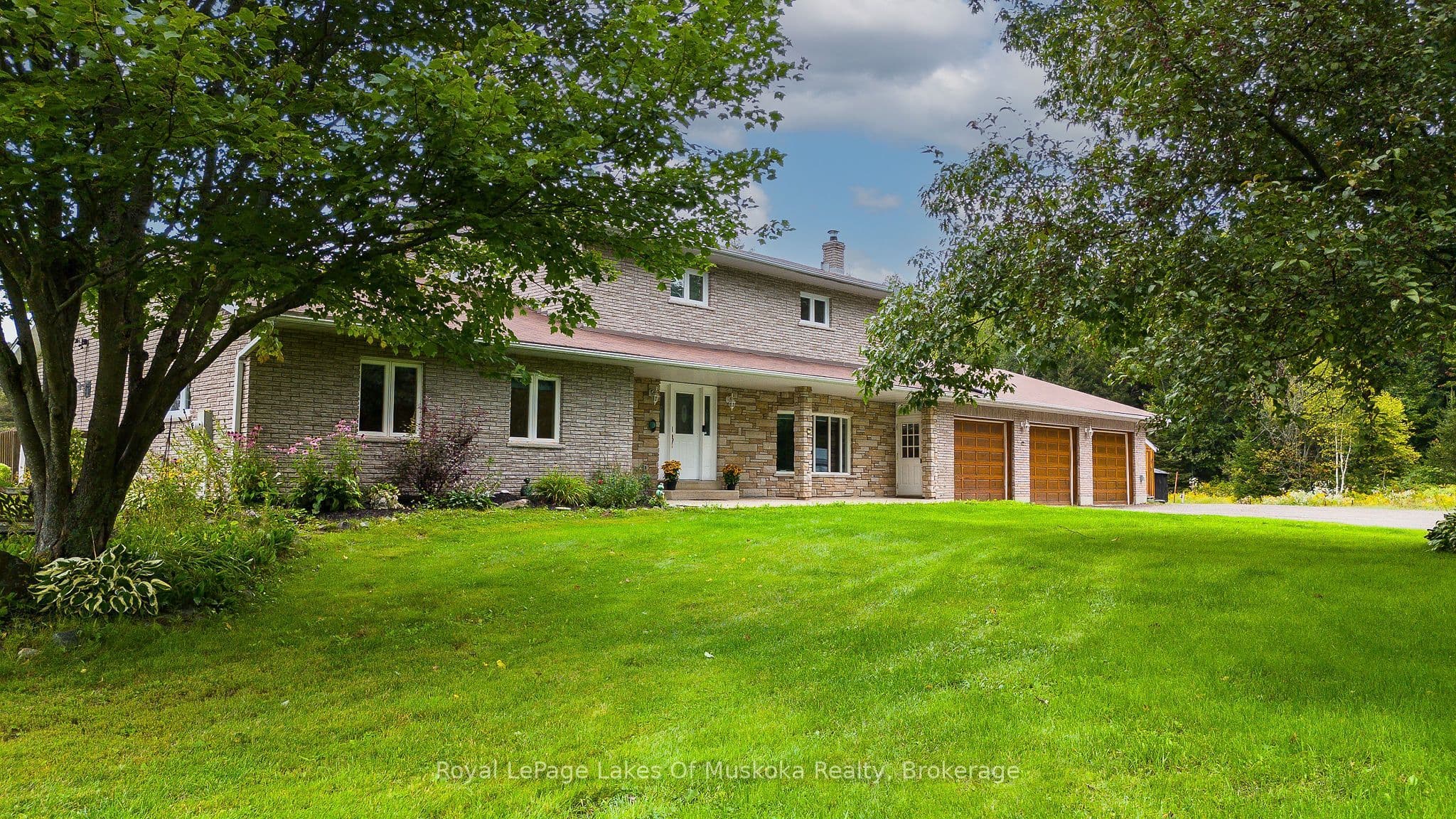 341 Woods Road, Armour, ON P0A 1C0