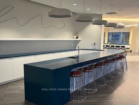 70 Princess Street 1508, Toronto, ON M5A 0X6