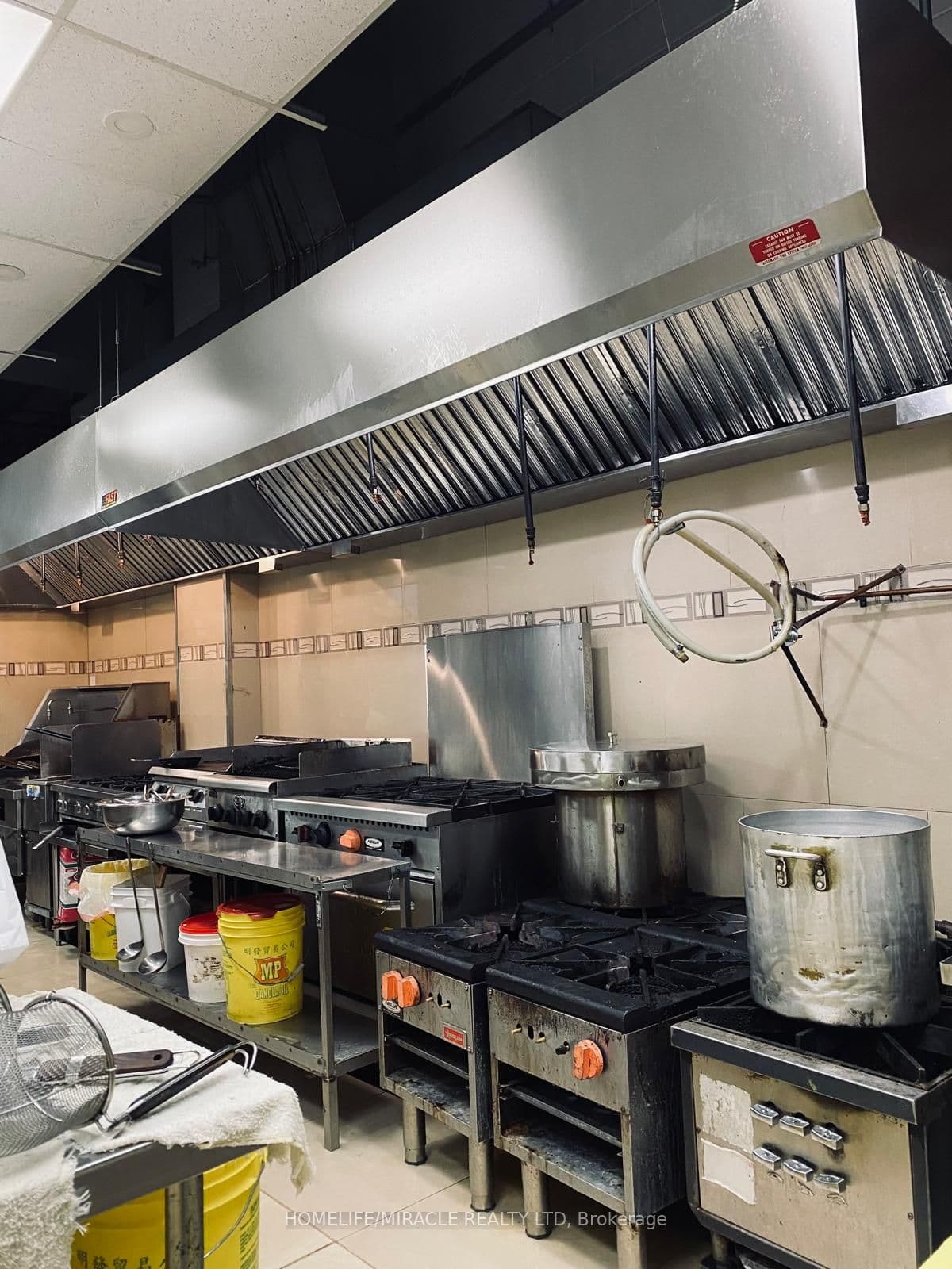 2555 Dixie Road Unit 15, Mississauga, ON L4Y 4C4