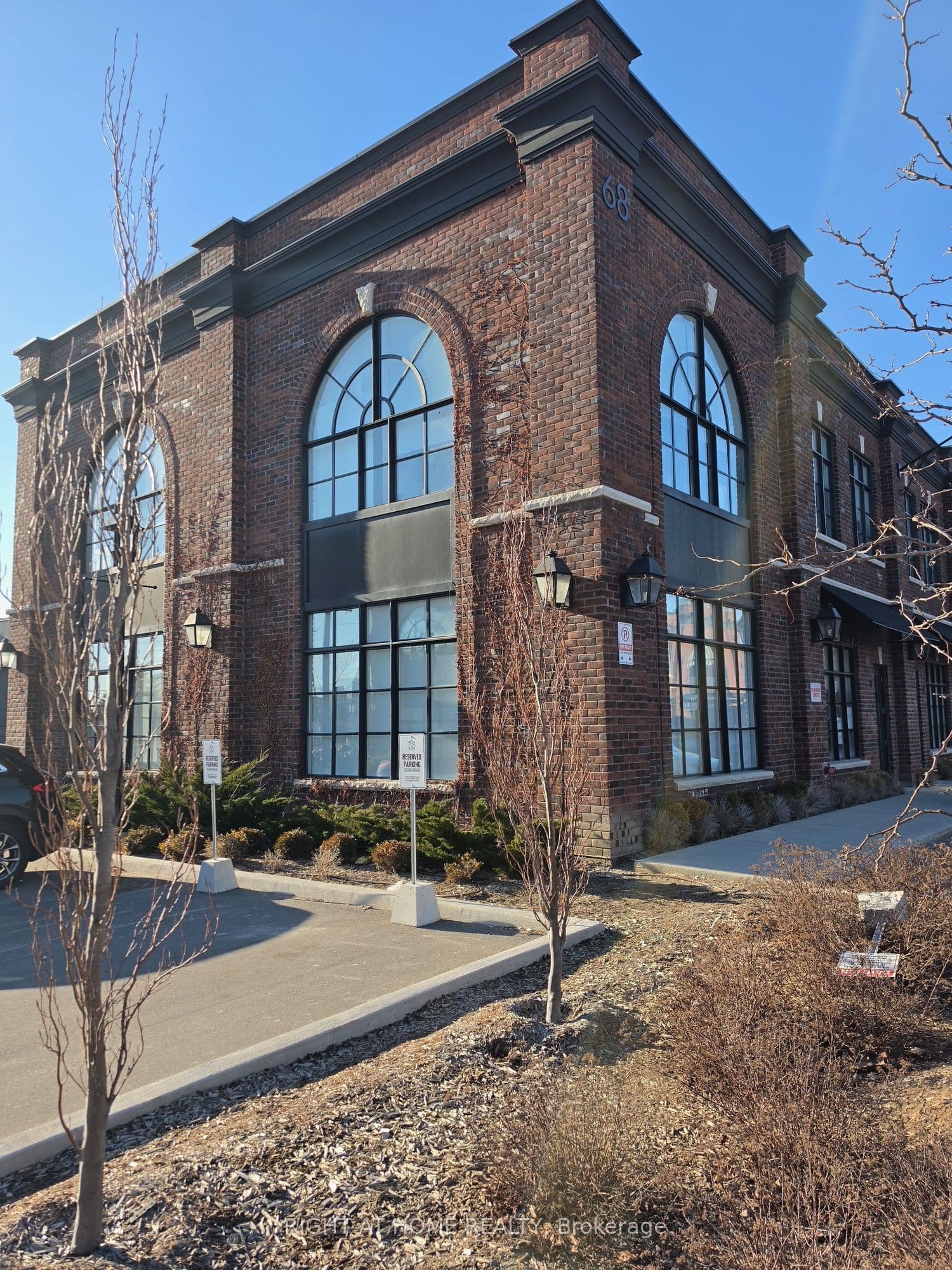 68 Jutland Road 2, Toronto, ON M8Z 2H1