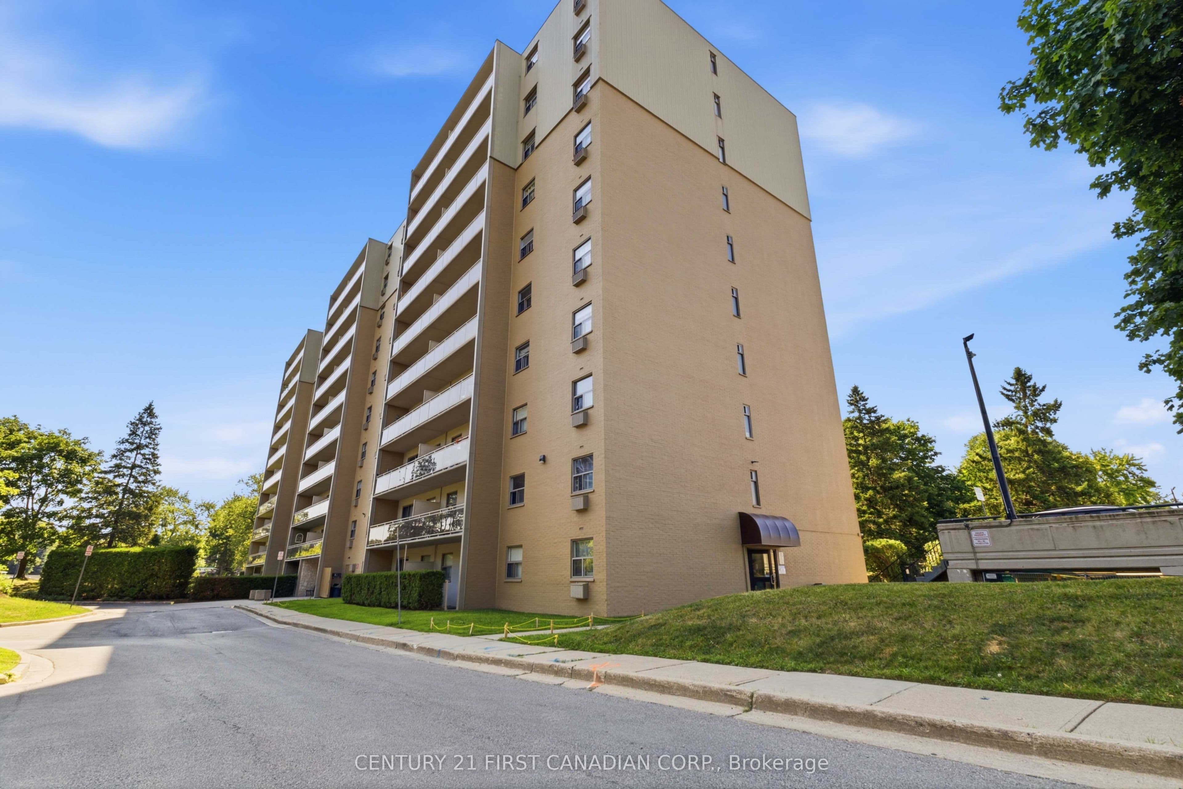 931 S Wonderland Road 707, London South, ON N6K 2X6
