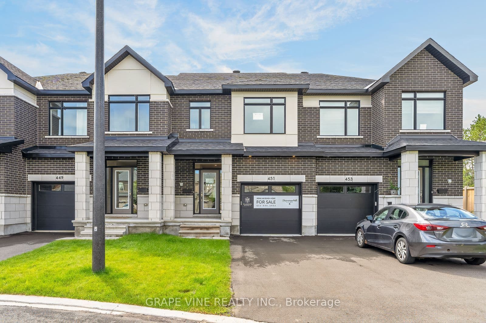 451 Haresfield Court, Blossom Park - Airport and Area, ON K4M 0B6