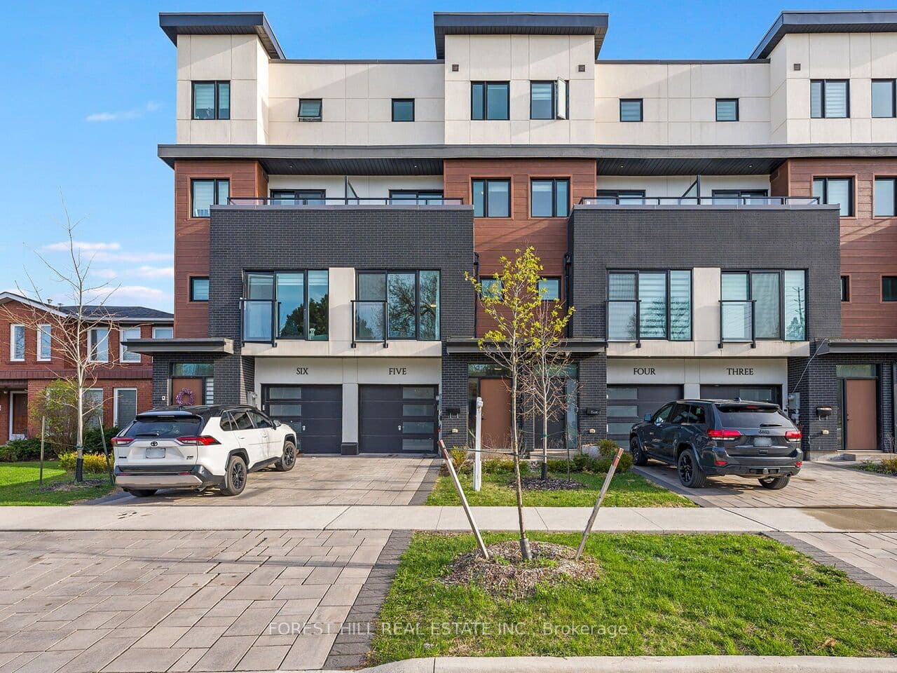 1 Hartman Avenue 5, Vaughan, ON L4L 1R6