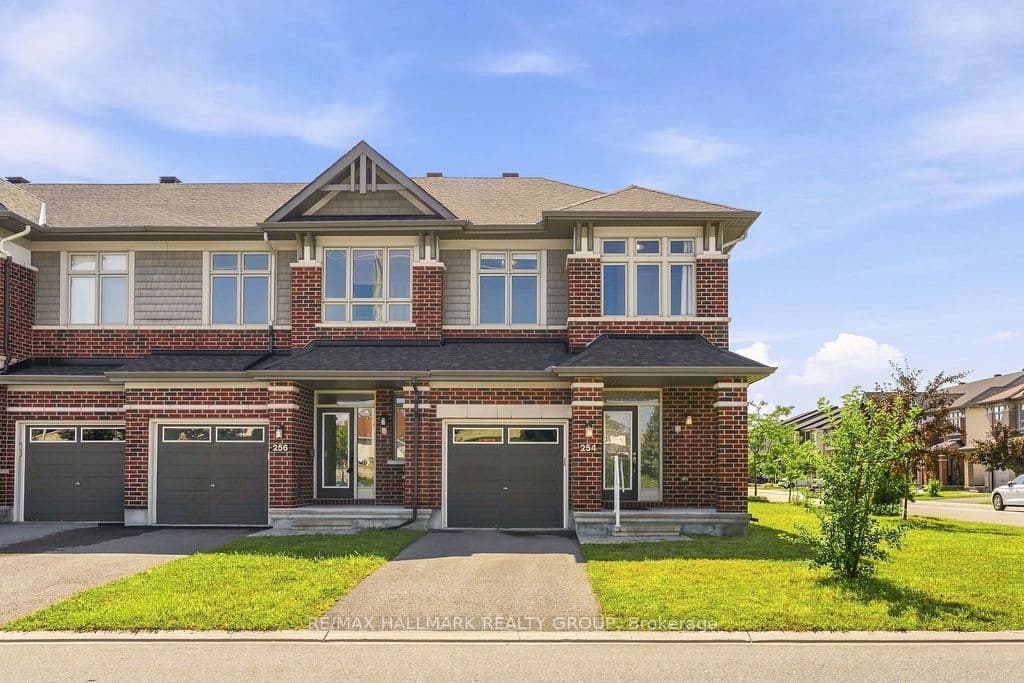 254 Dolce Crescent, Blossom Park - Airport and Area, ON K1X 0B3