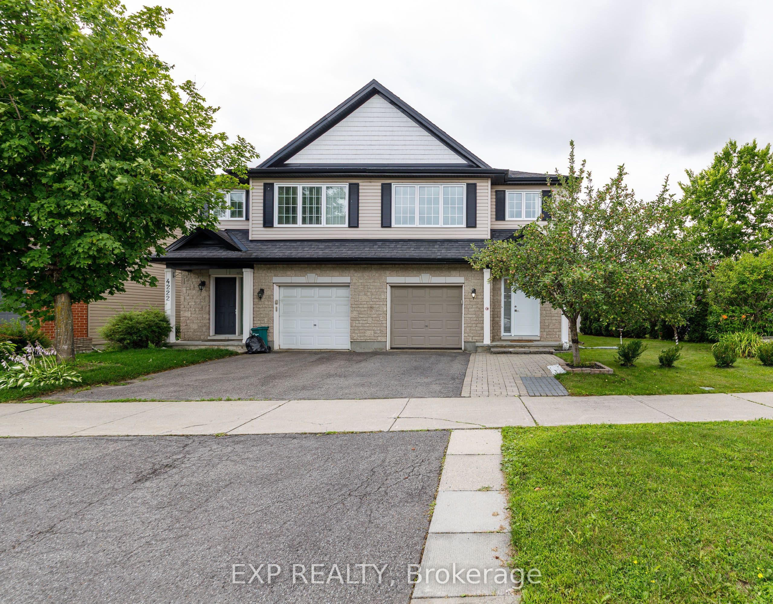 4220 Kelly Farm Drive, Blossom Park - Airport and Area, ON K1T 0A5