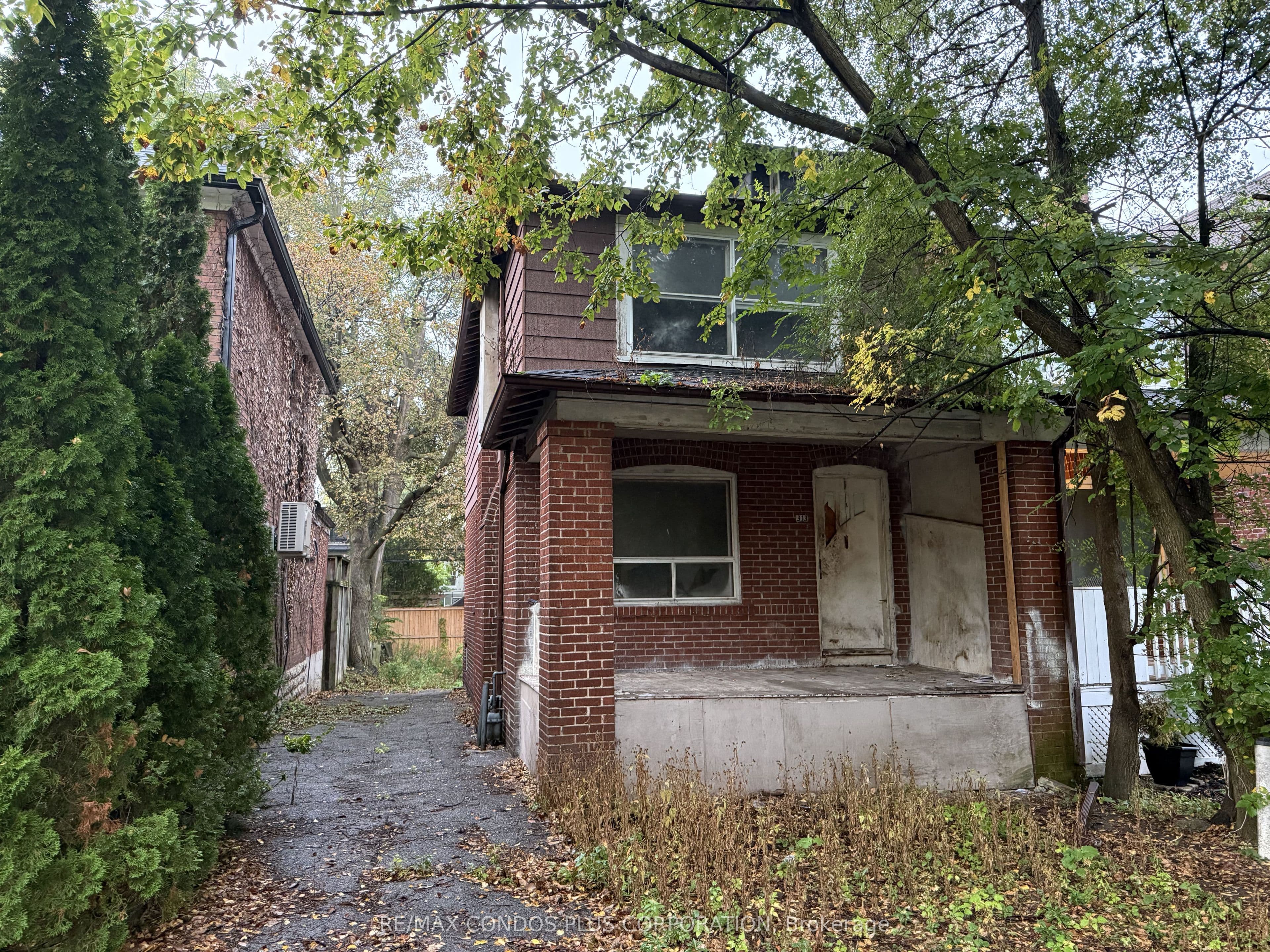 313 Manor Road E, Toronto, ON M4S 1S4